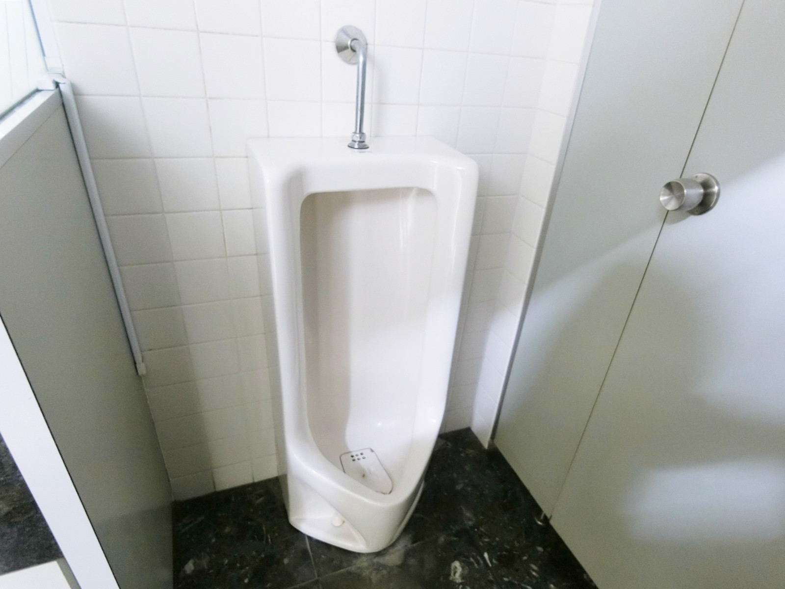 男性用トイレ