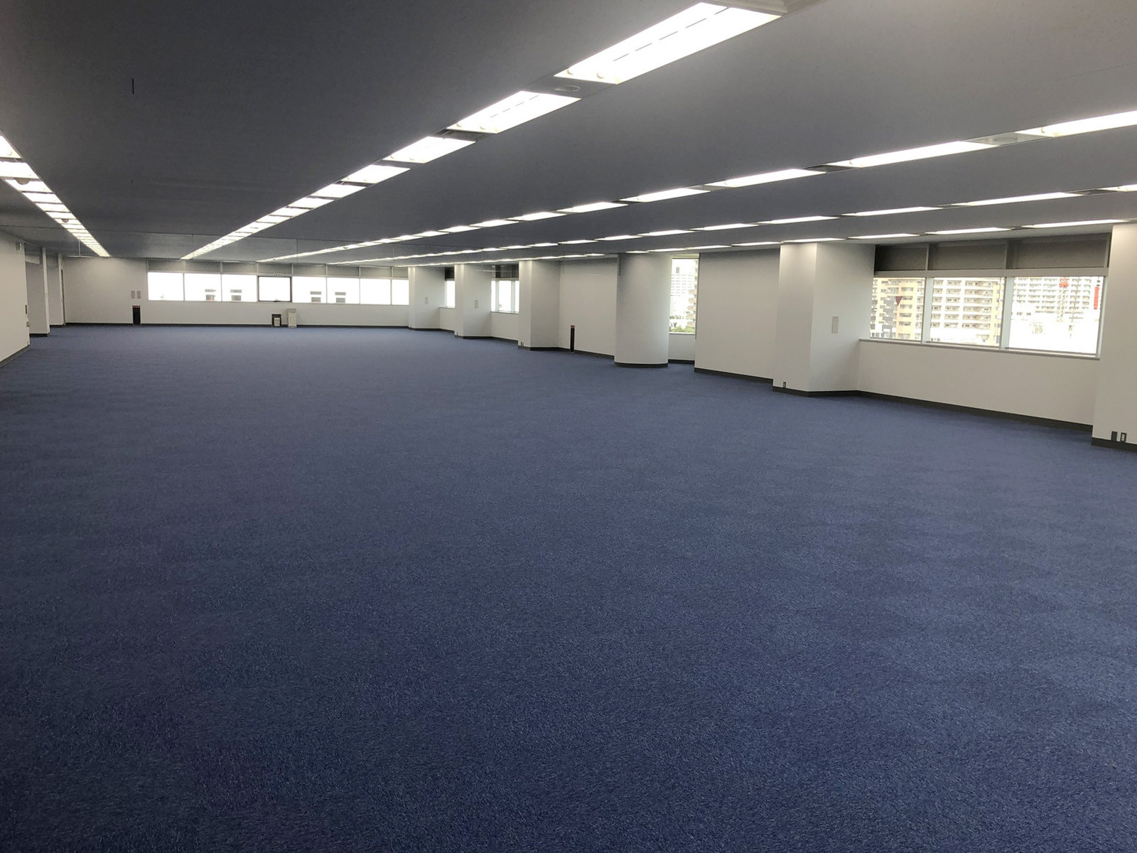 オフィス室内参考画像
