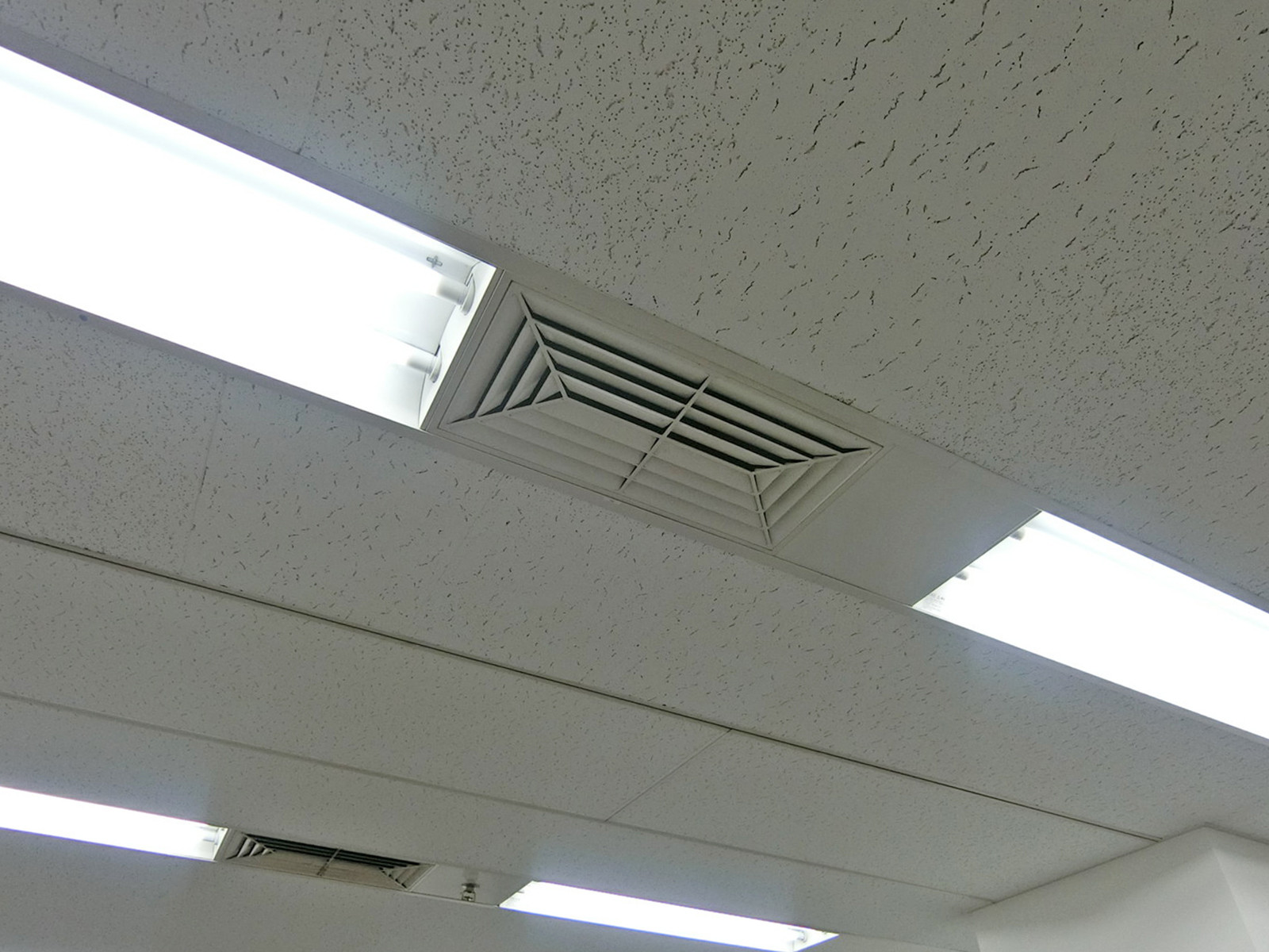 空調