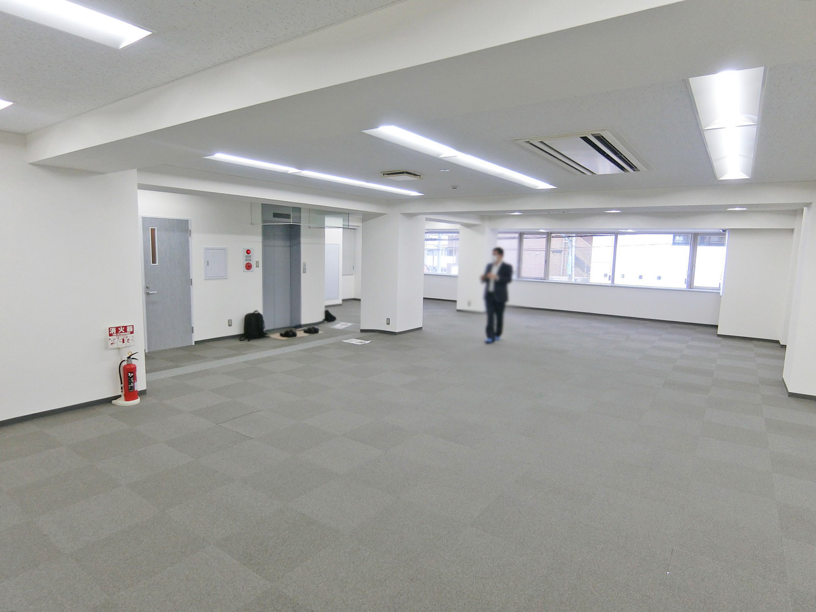 オフィス室内参考画像