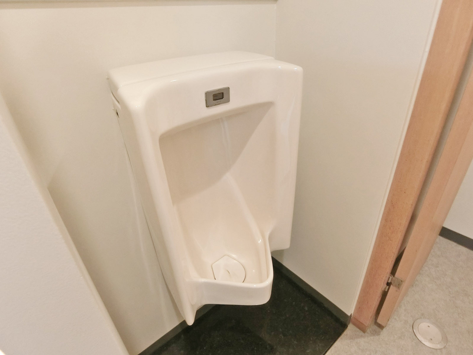 男性用トイレ