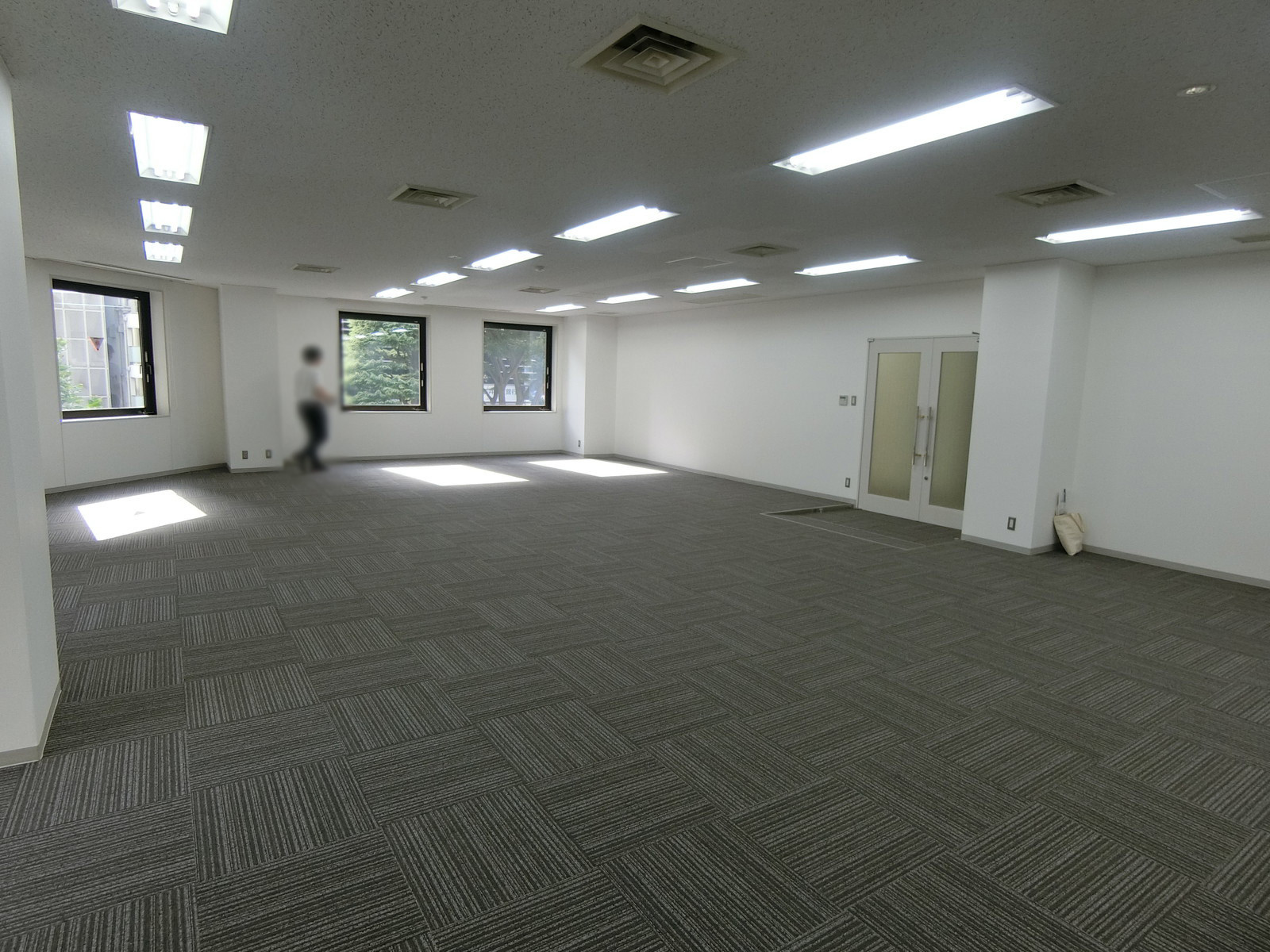 オフィス室内参考画像