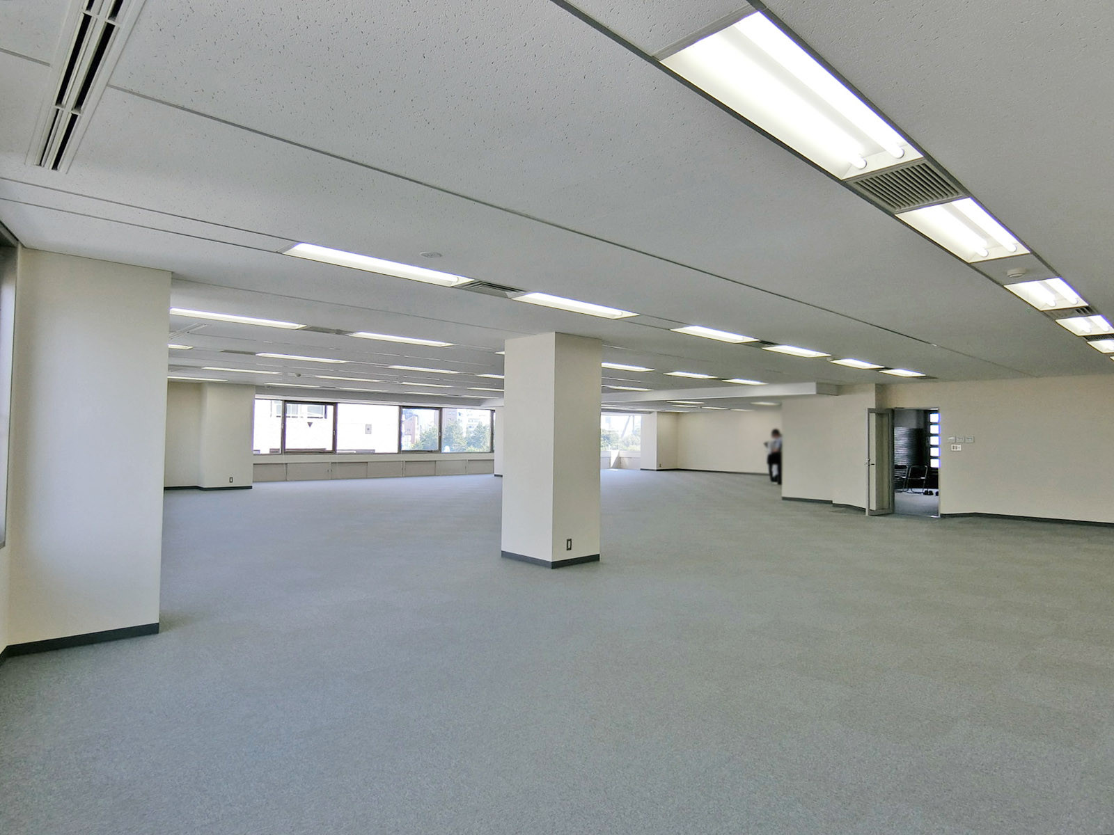 別角度の様子