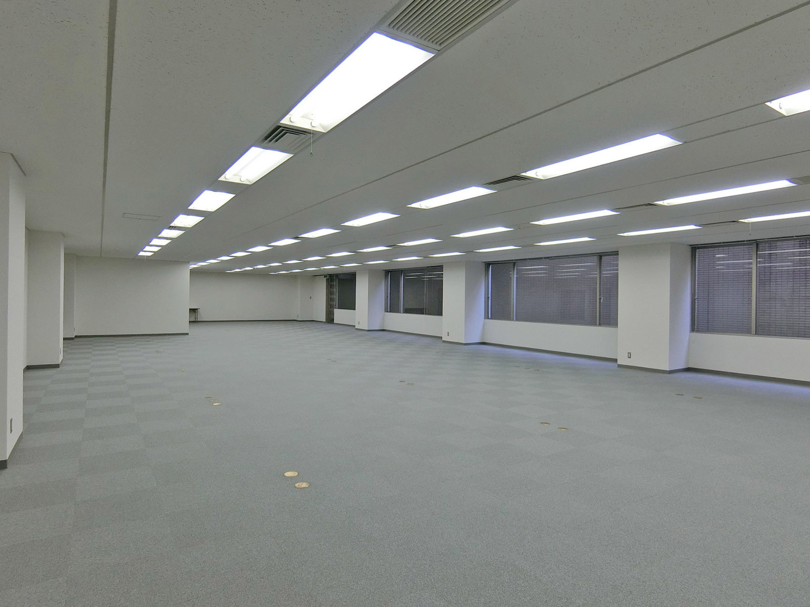 地下1階室内の様子(※地下1階・約90)