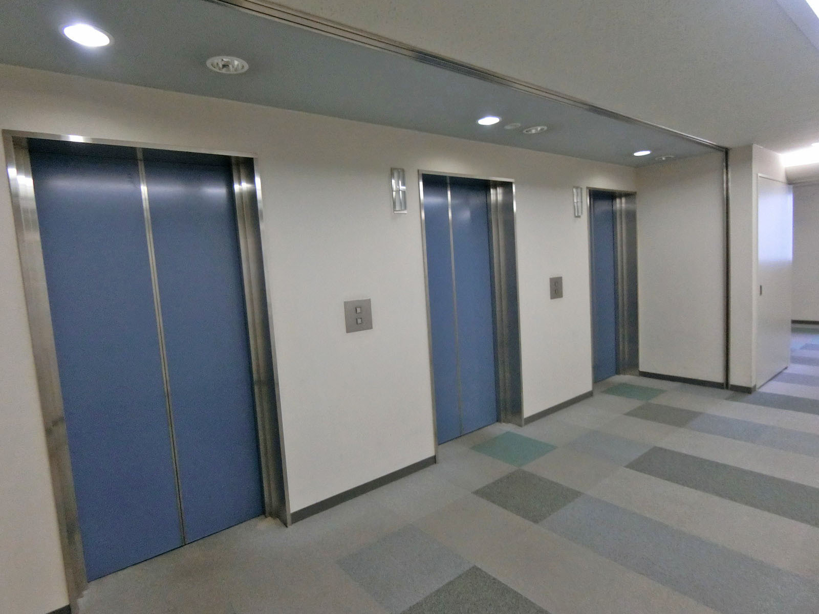 エレベーターホール