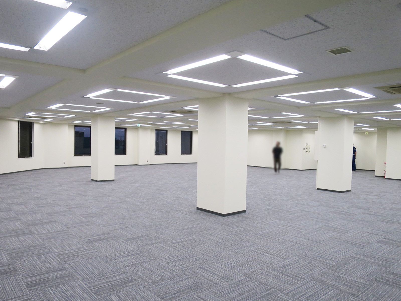 別角度の様子