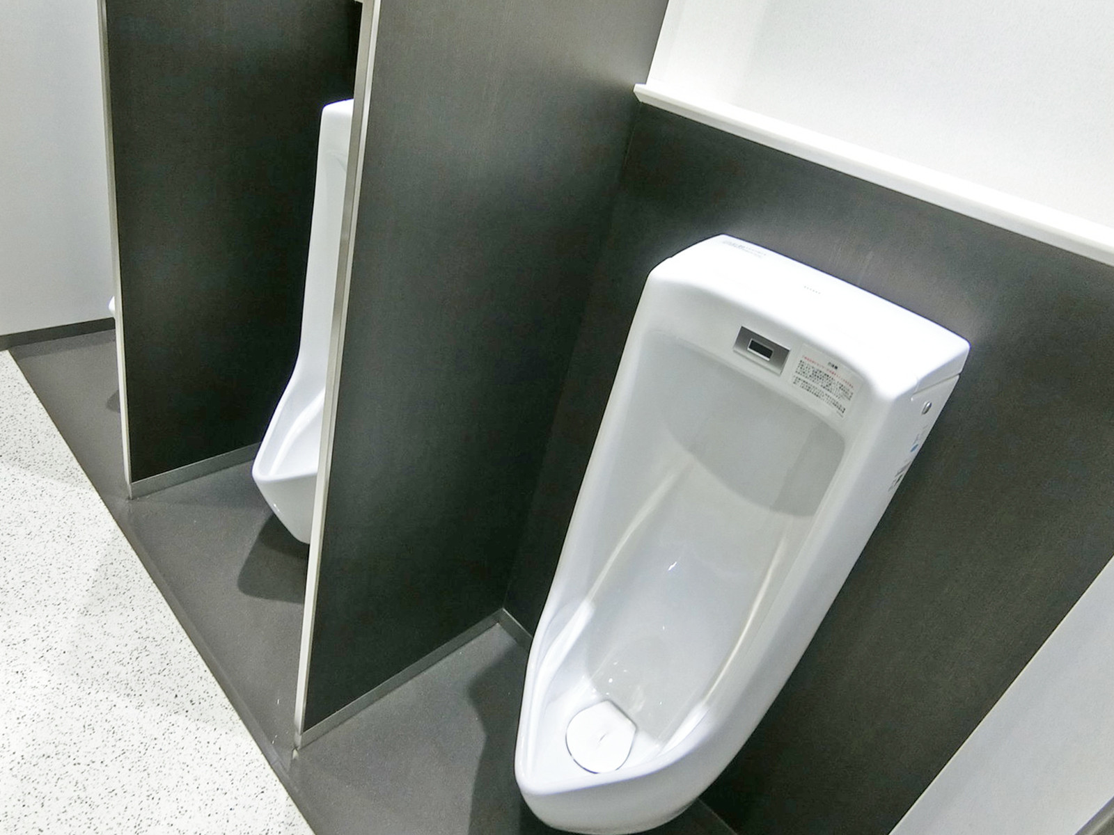 男性用トイレ