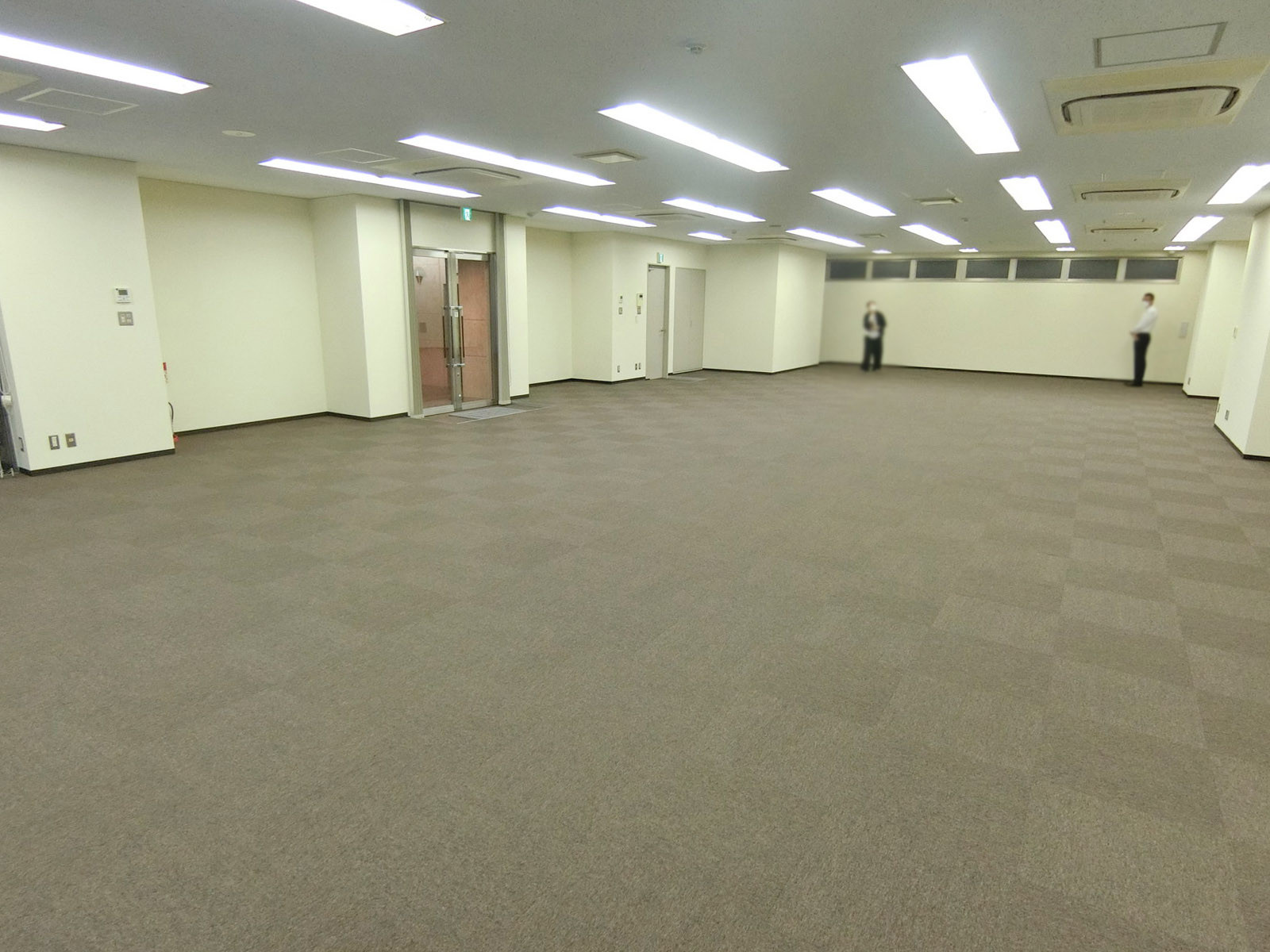 オフィス室内参考画像