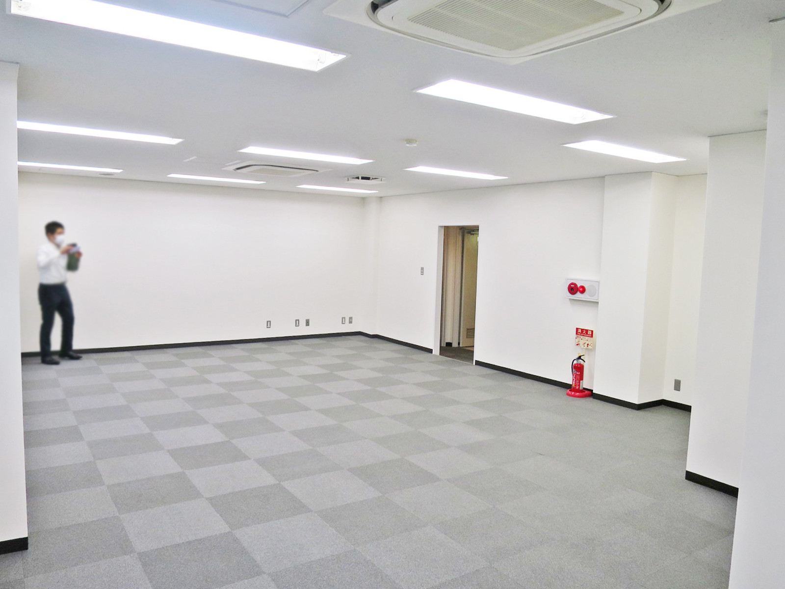 オフィス室内参考画像