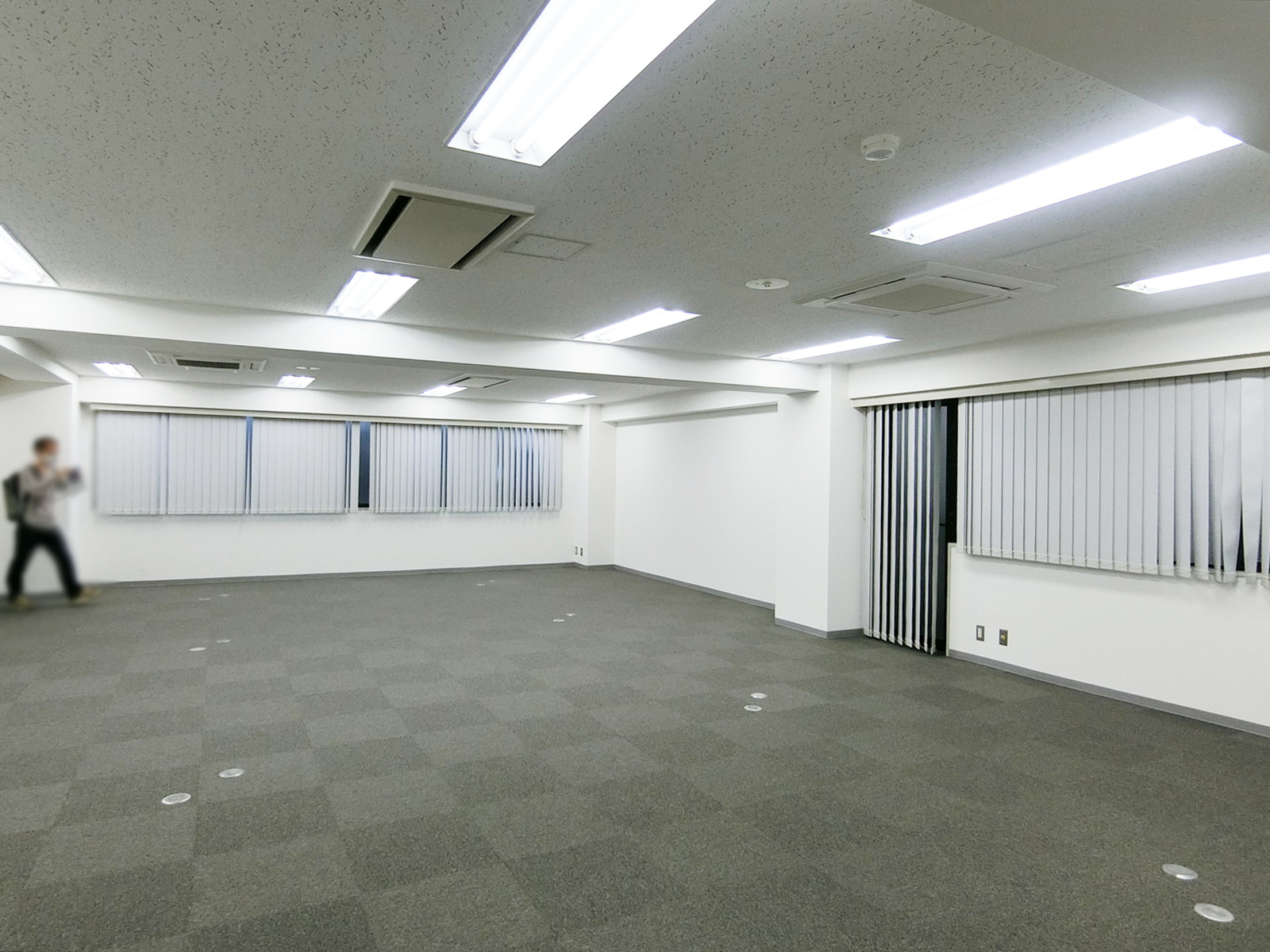 別角度の様子