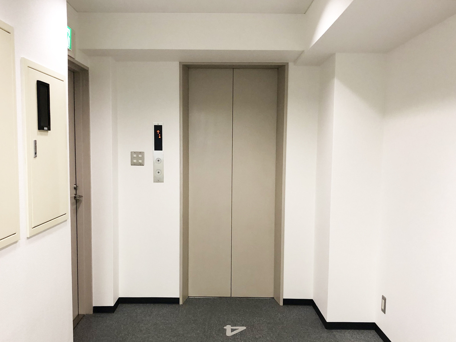 エレベーター