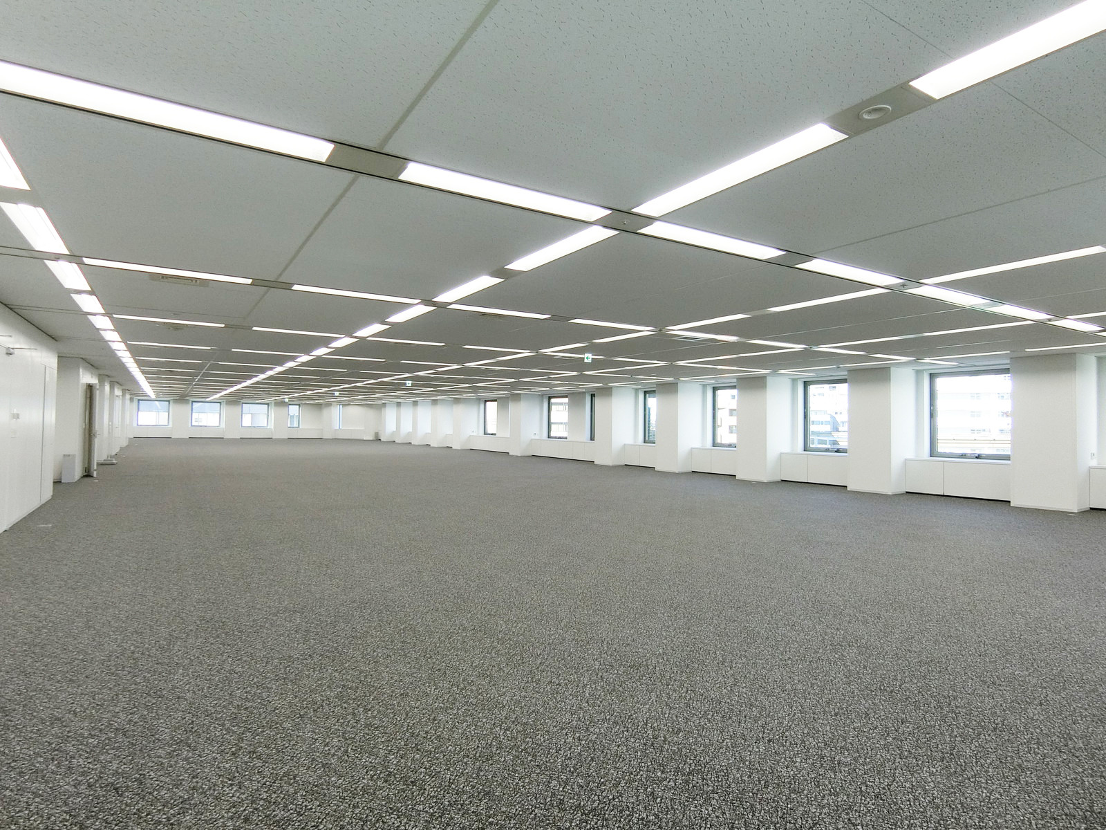 オフィス室内参考画像(2階・約598坪)