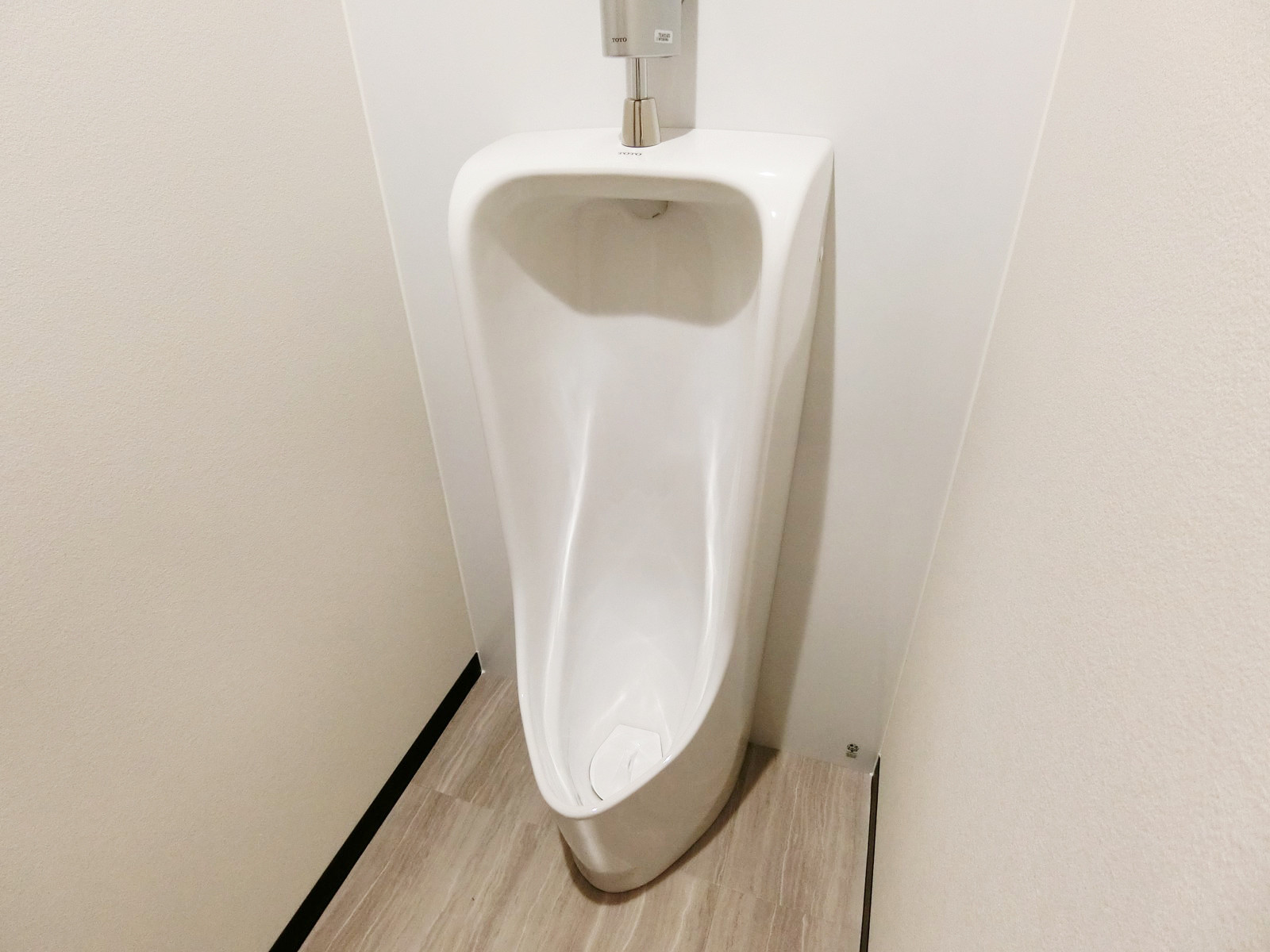 男性用トイレ