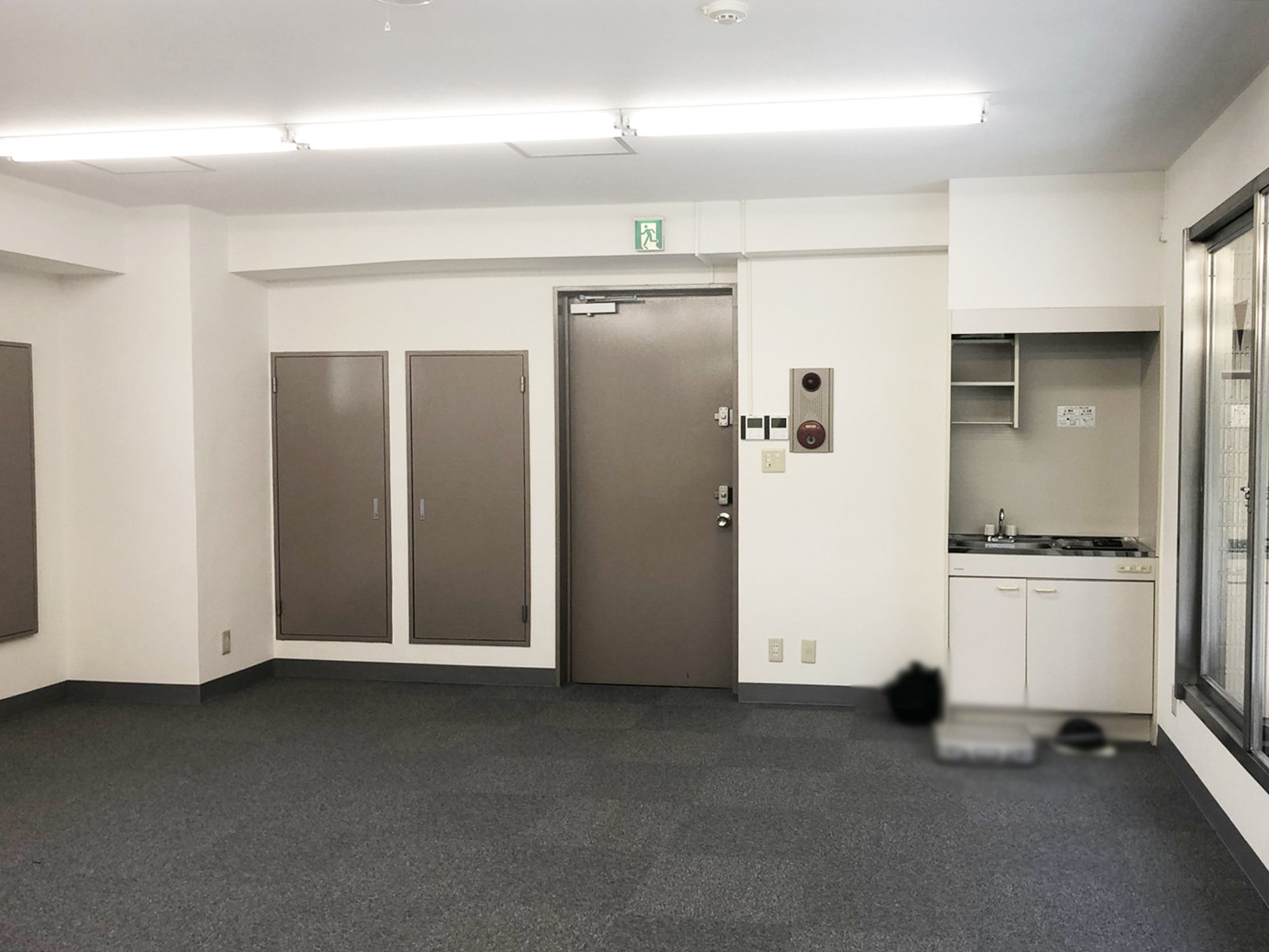 別角度の様子