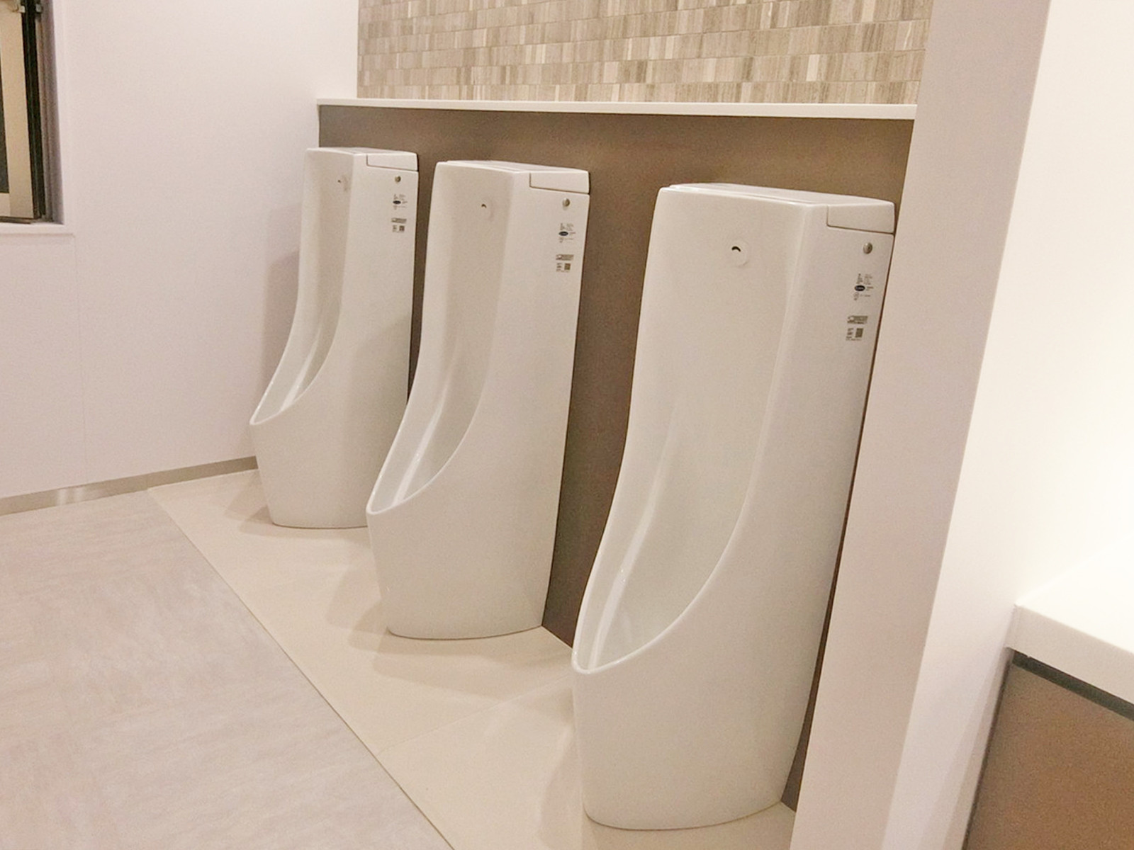 男性用トイレ