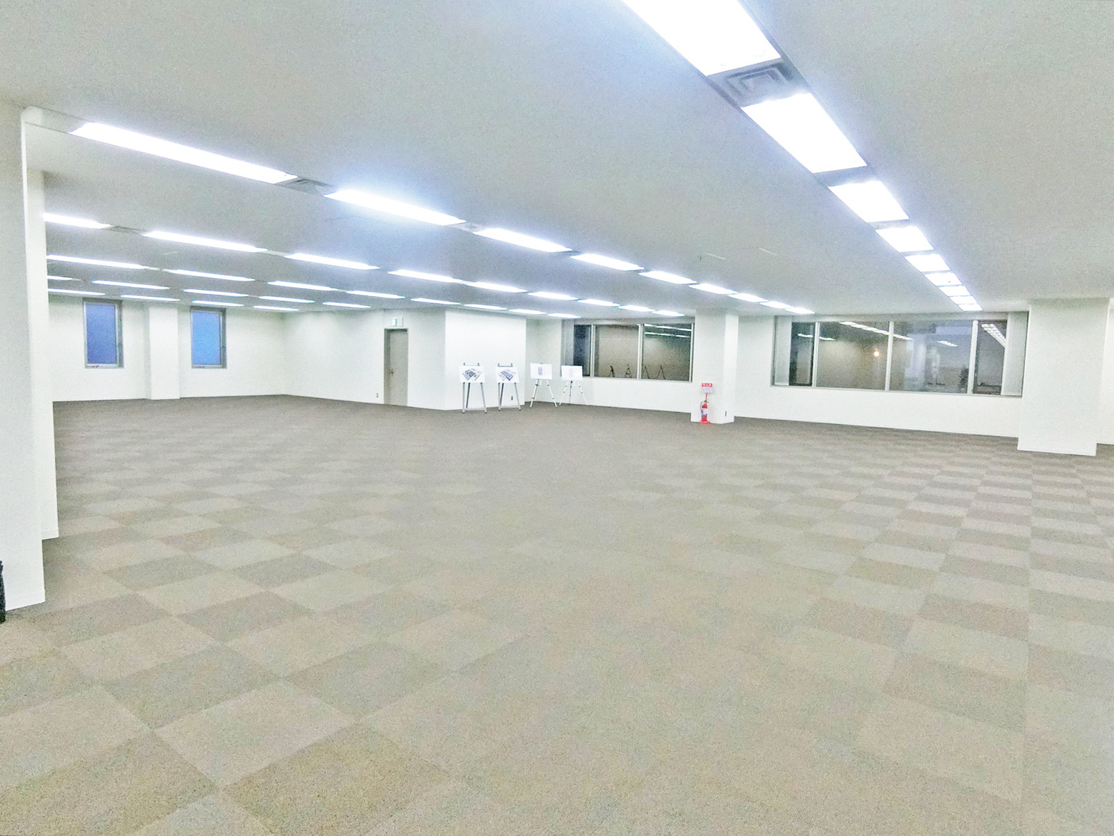別角度の様子