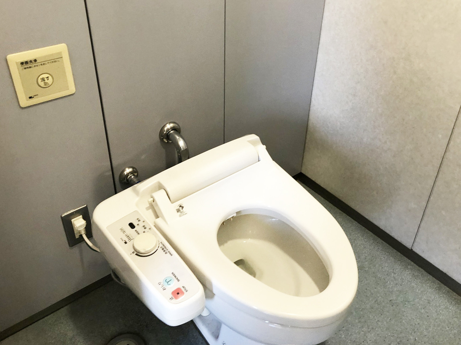 個室トイレ