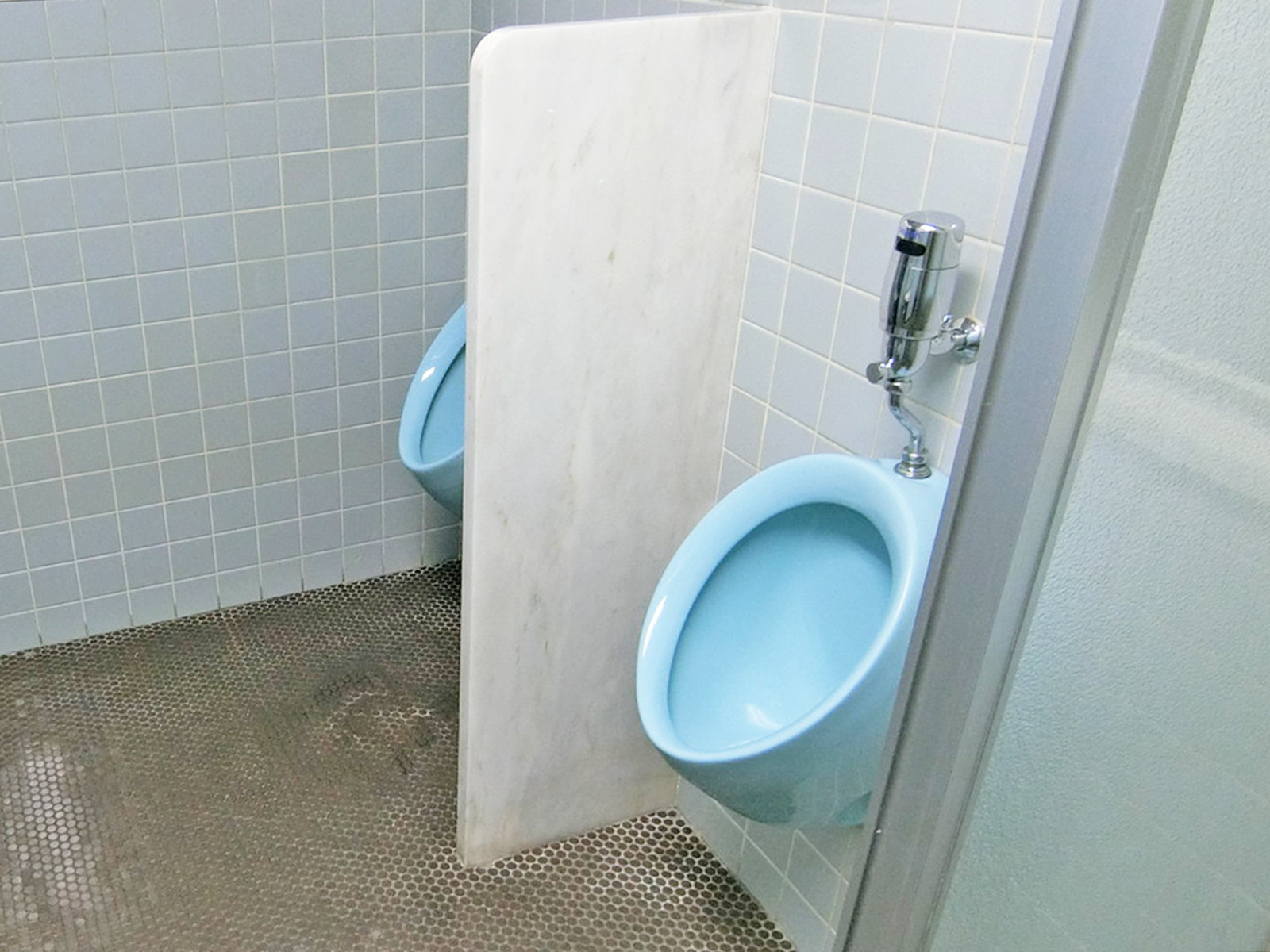 男性用トイレ