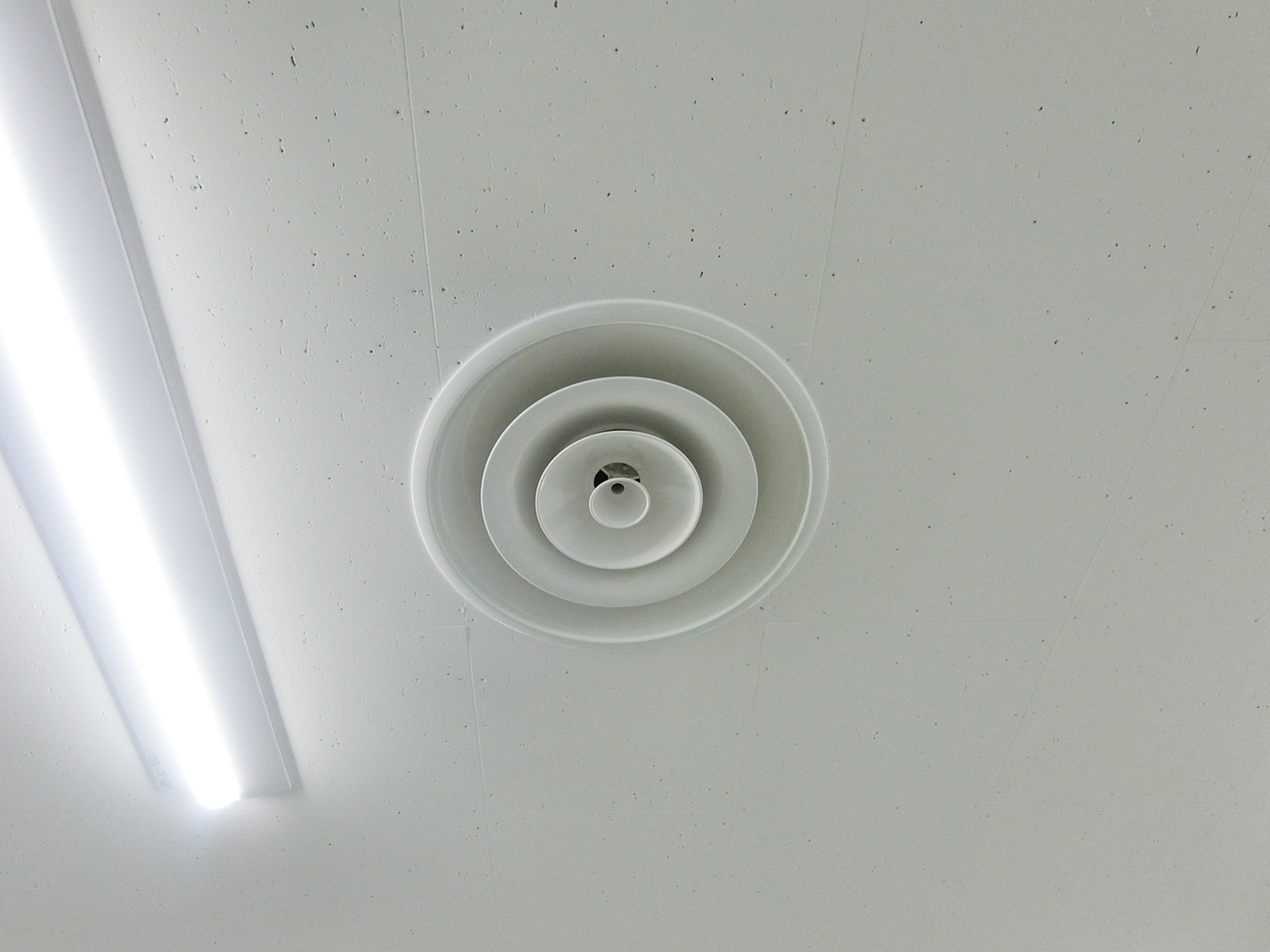 空調