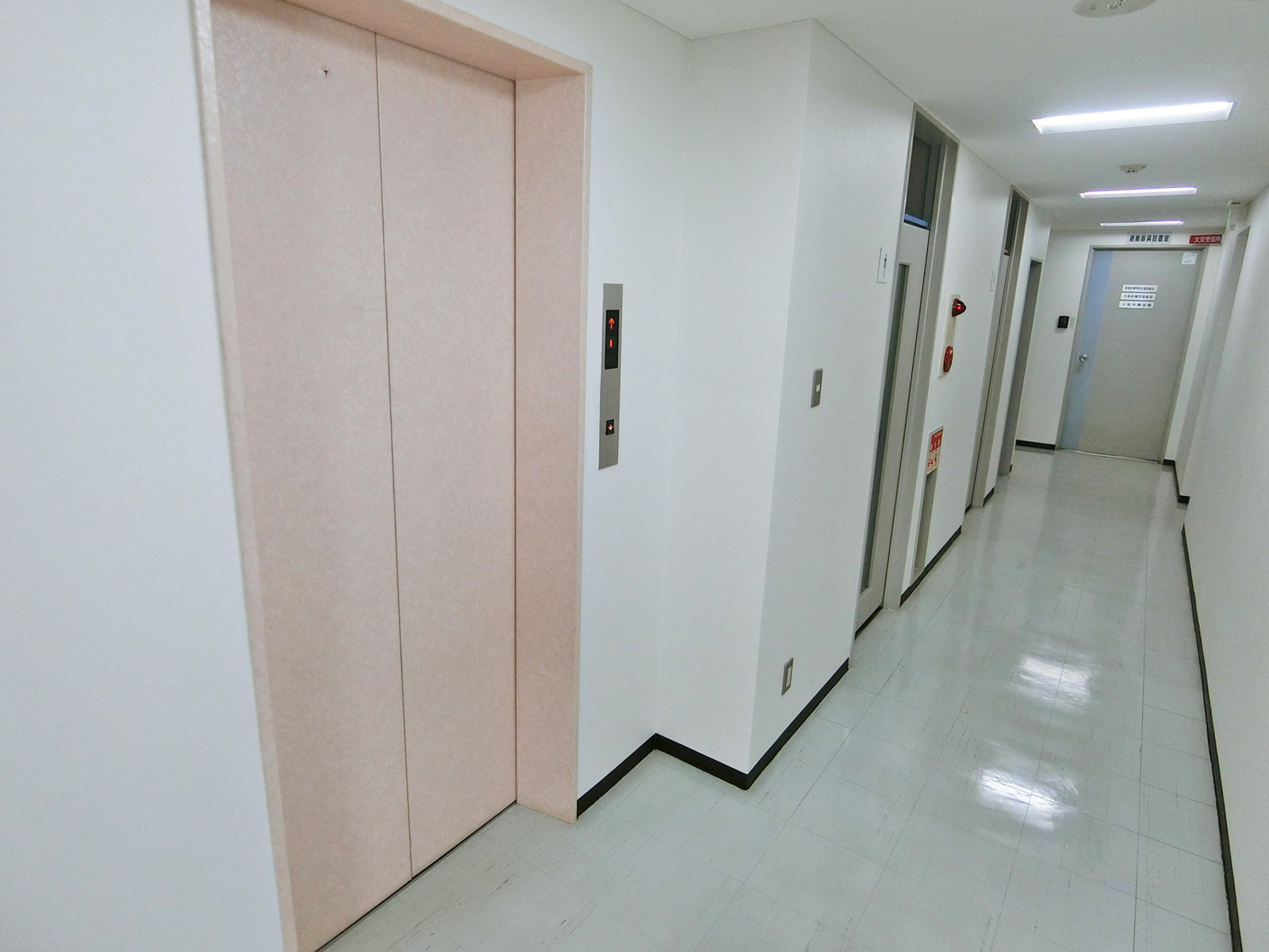 エレベーターホール
