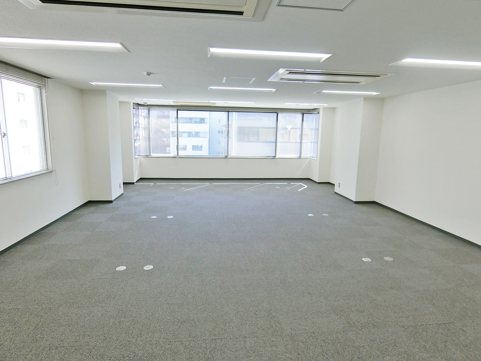 オフィス室内参考画像（7階・約21坪）