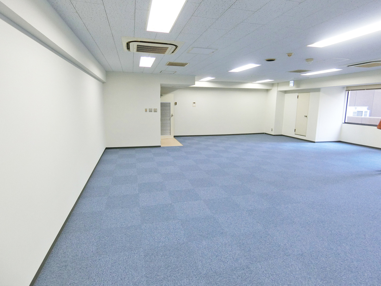 別角度の様子