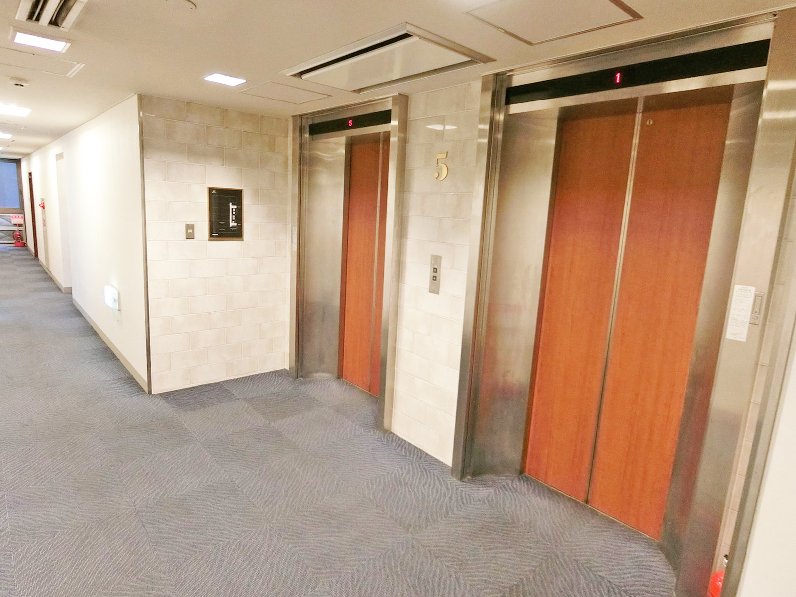 エレベーター