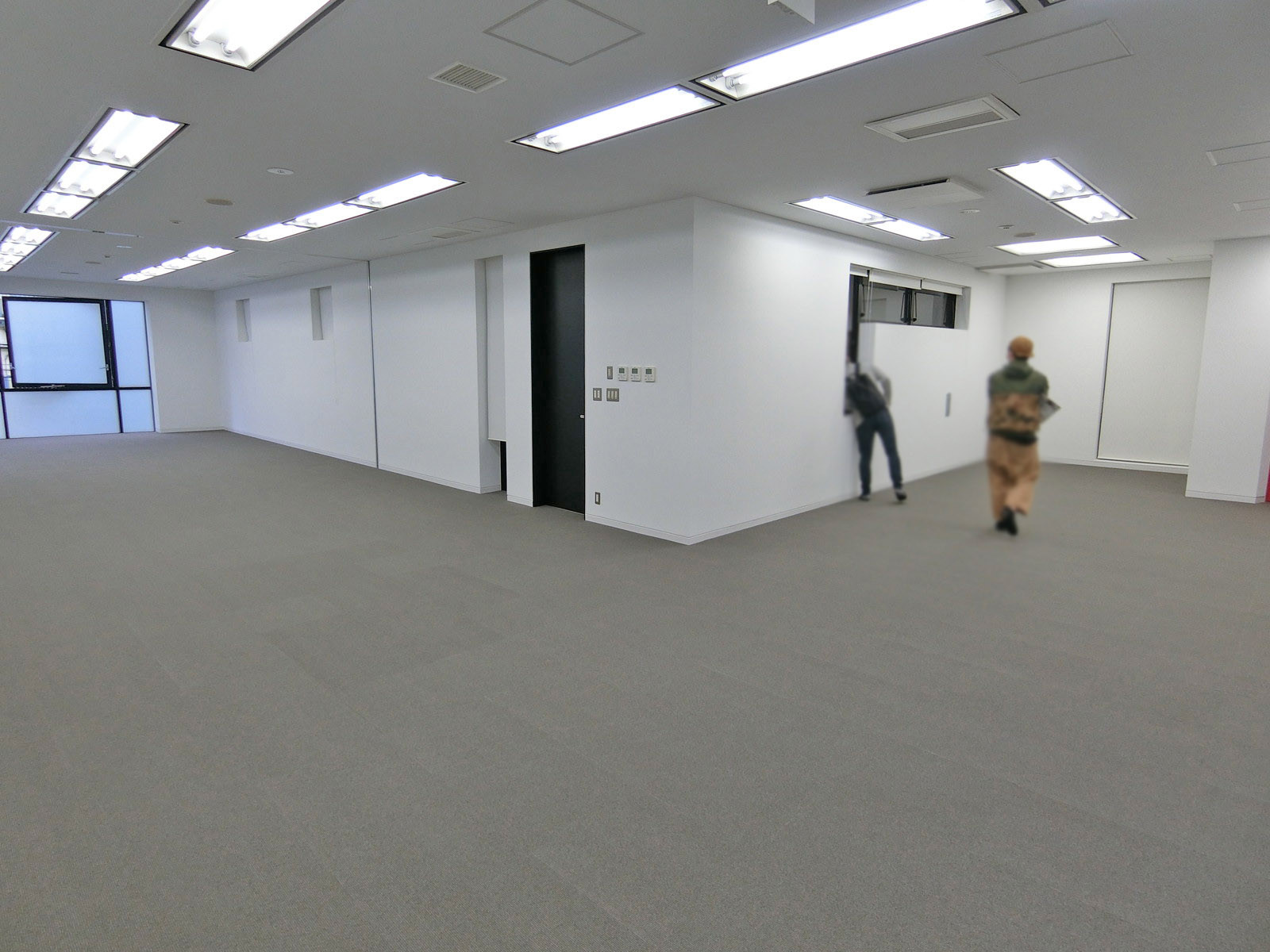 オフィス室内参考画像