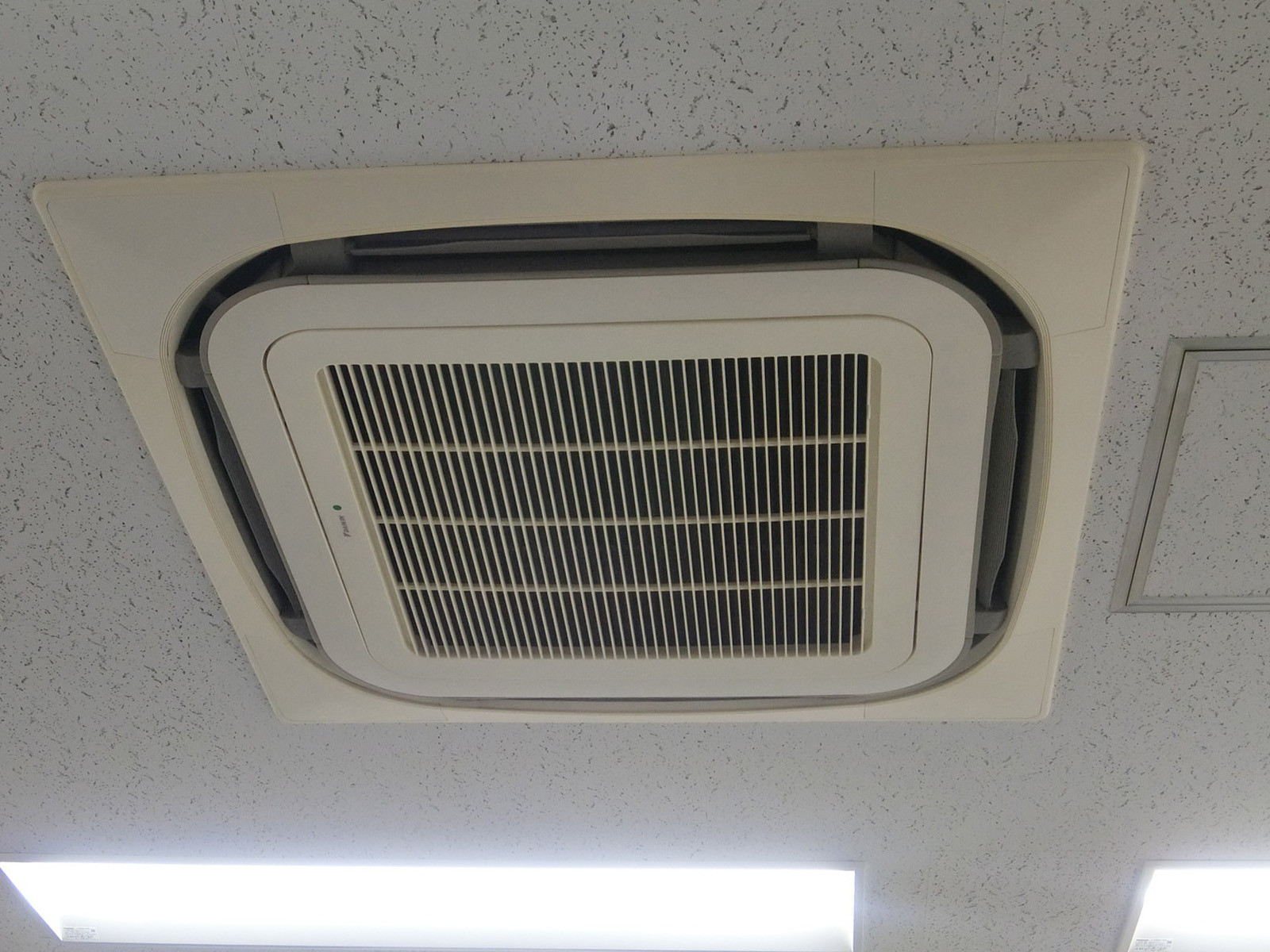 空調