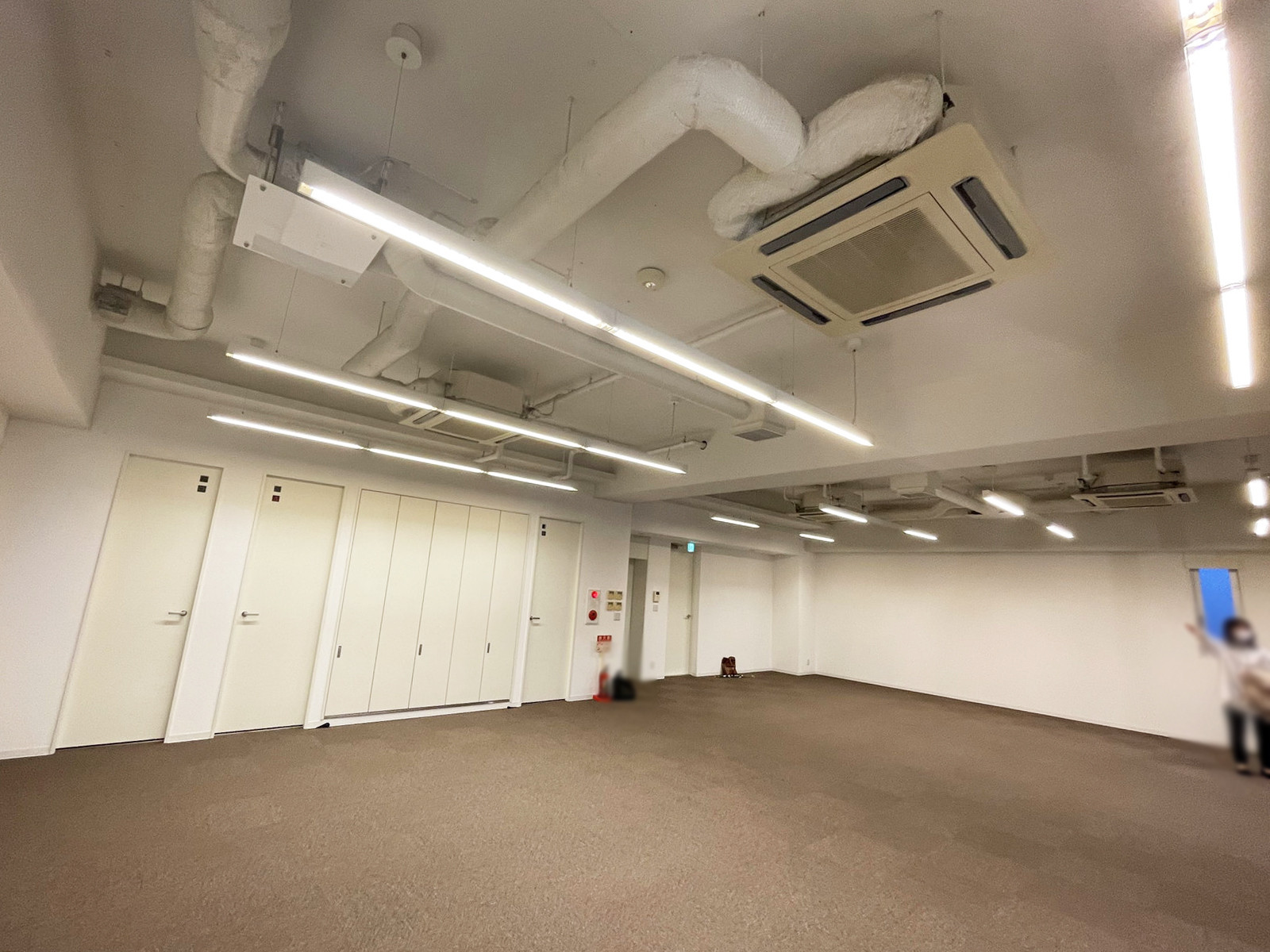 オフィス室内参考画像