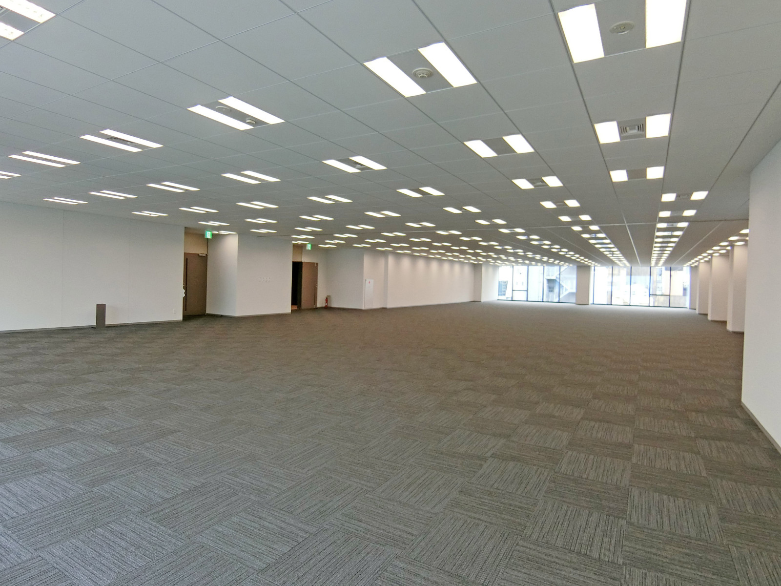 7階室内の様子（7階・約169坪）