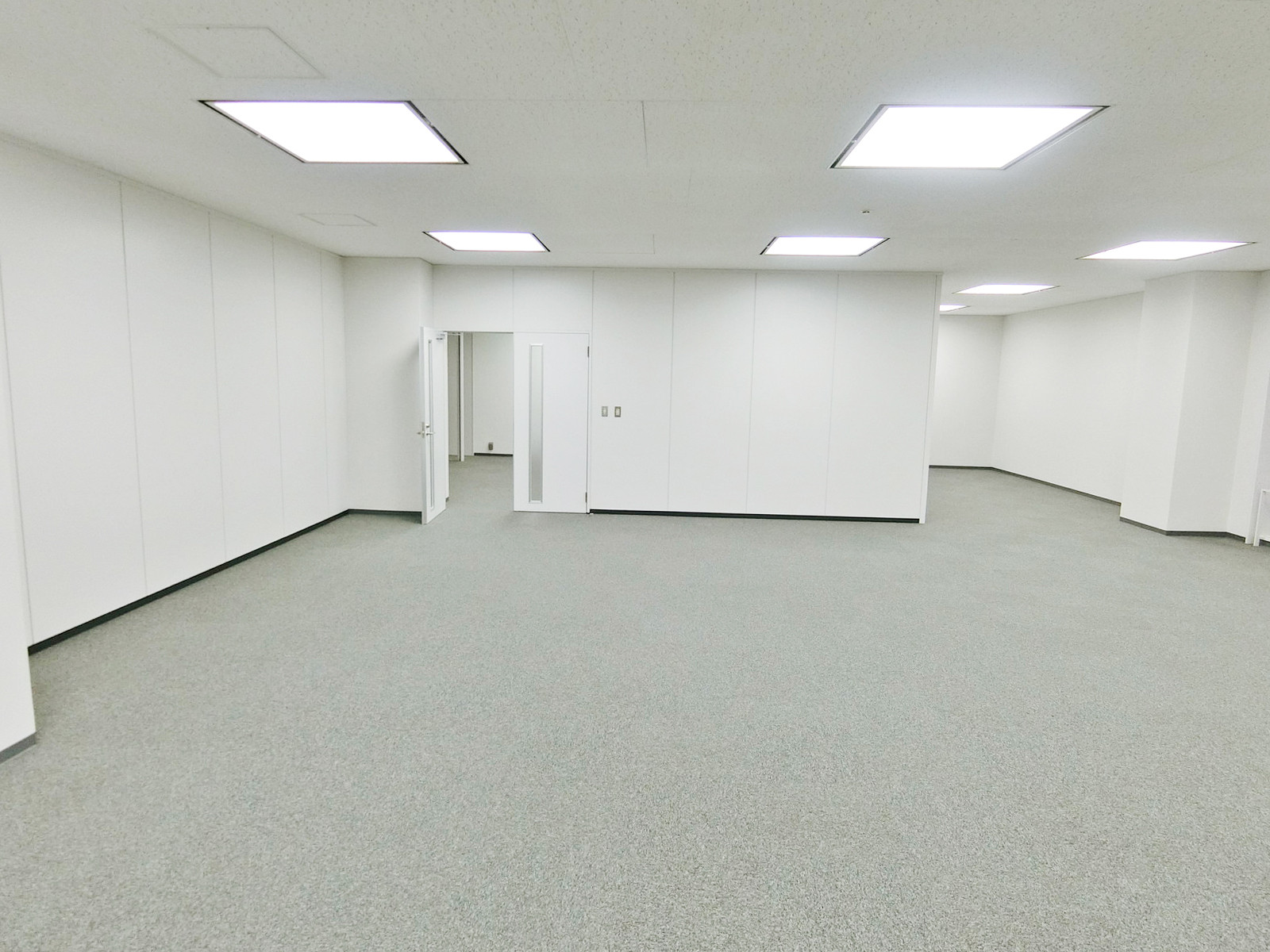 オフィス室内参考画像(34階・約37坪)