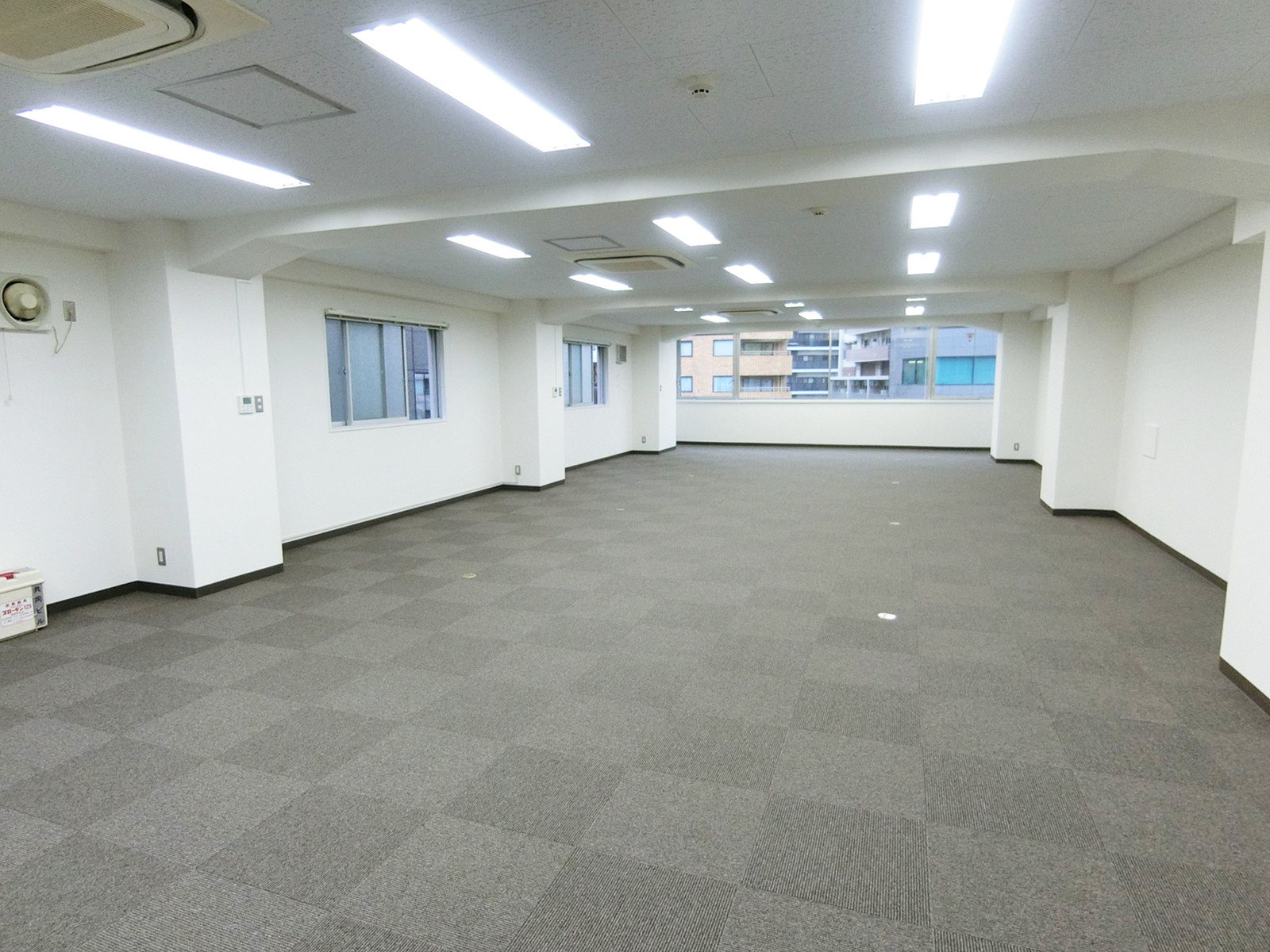オフィス室内参考画像(501号室・約37坪)