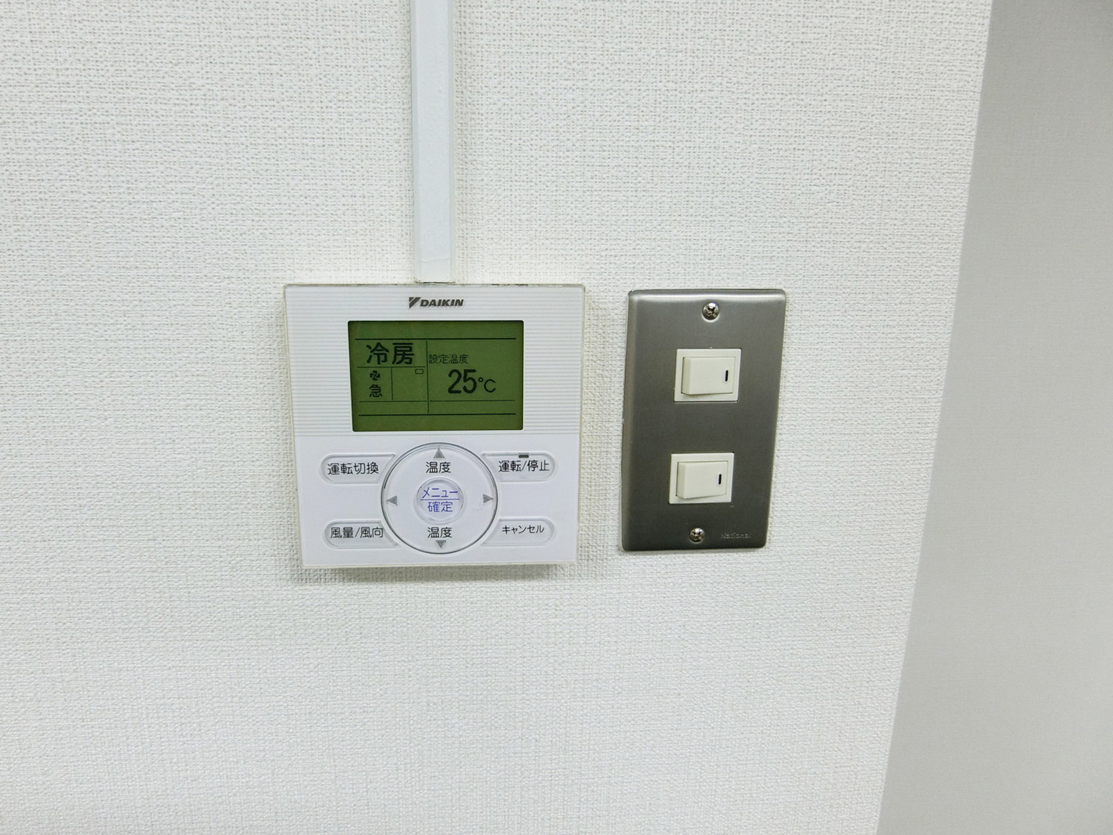 スイッチ類