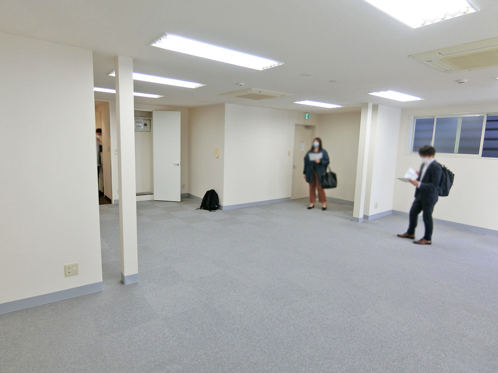 別角度の様子