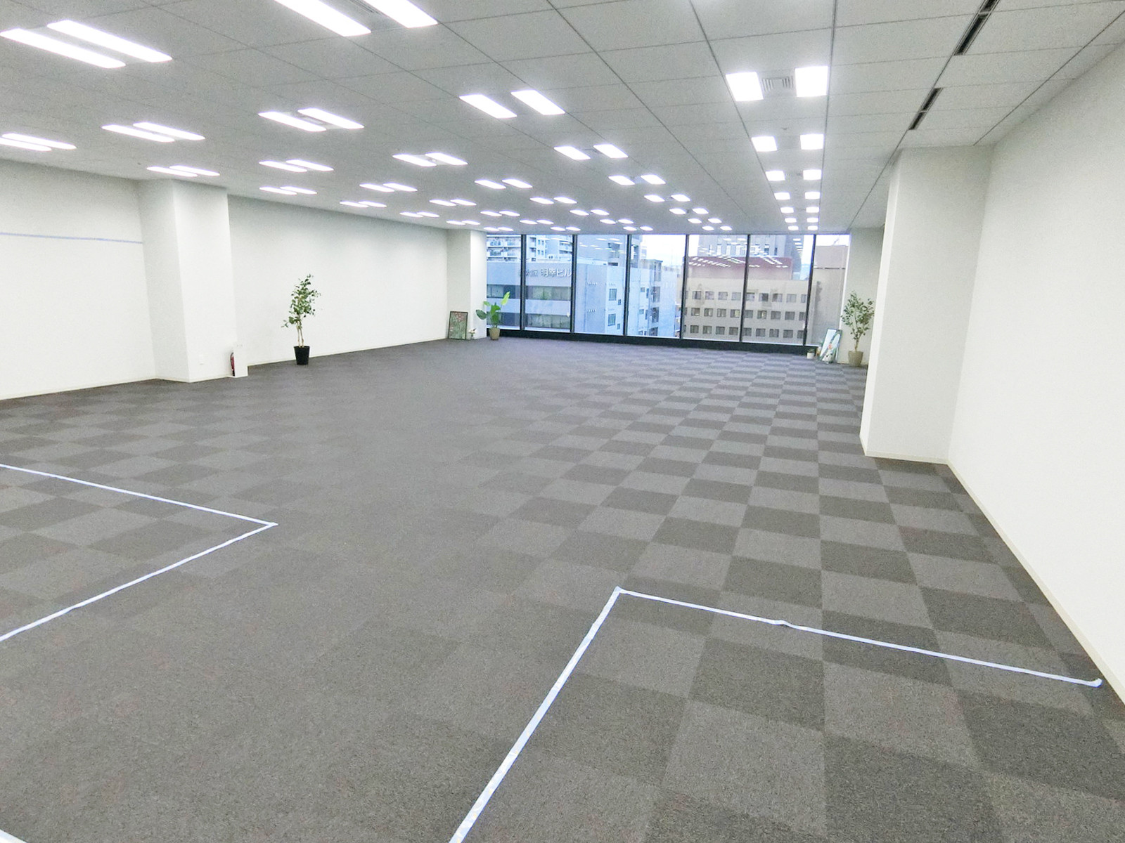 オフィス室内参考画像