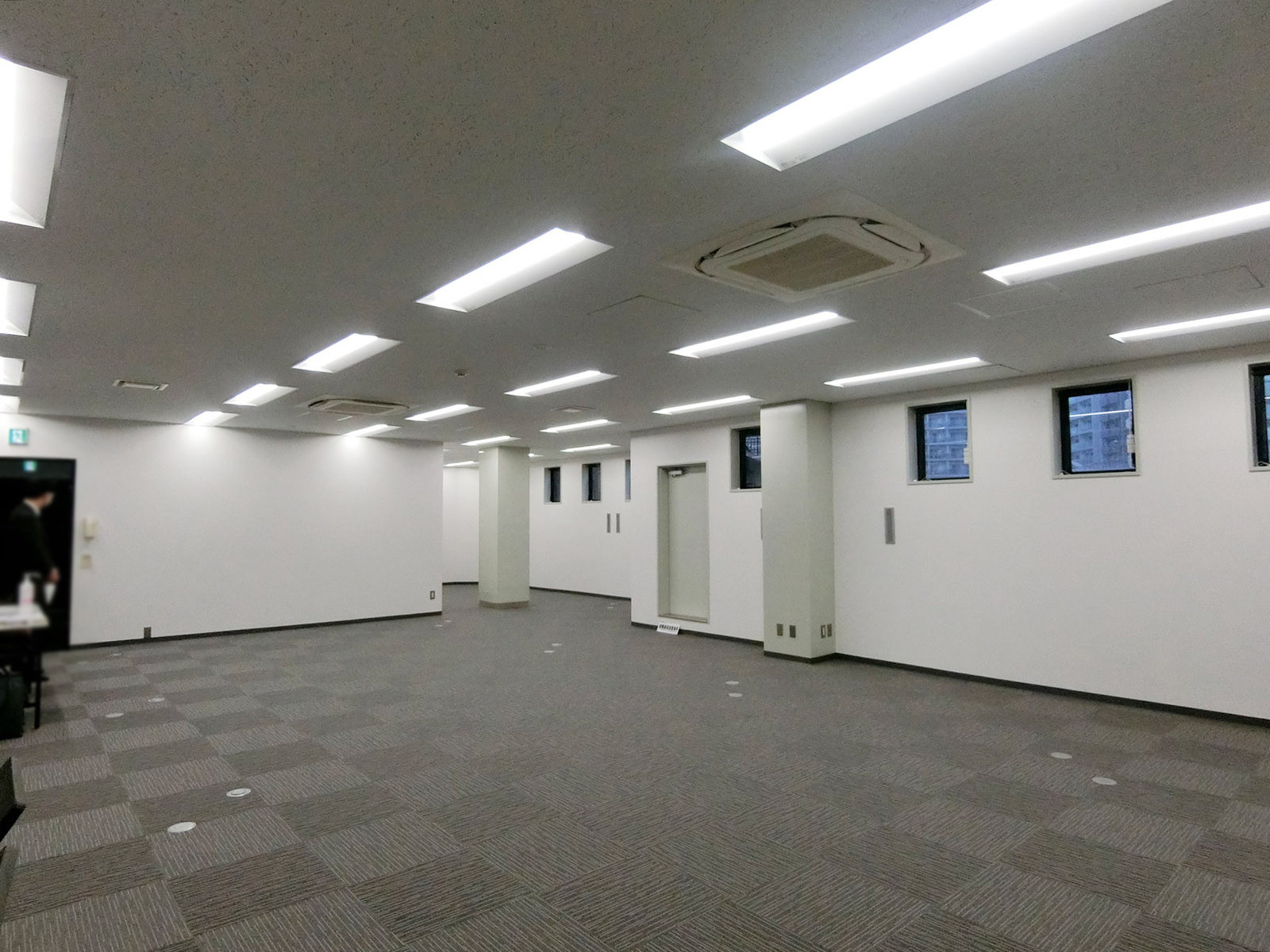 別角度の様子