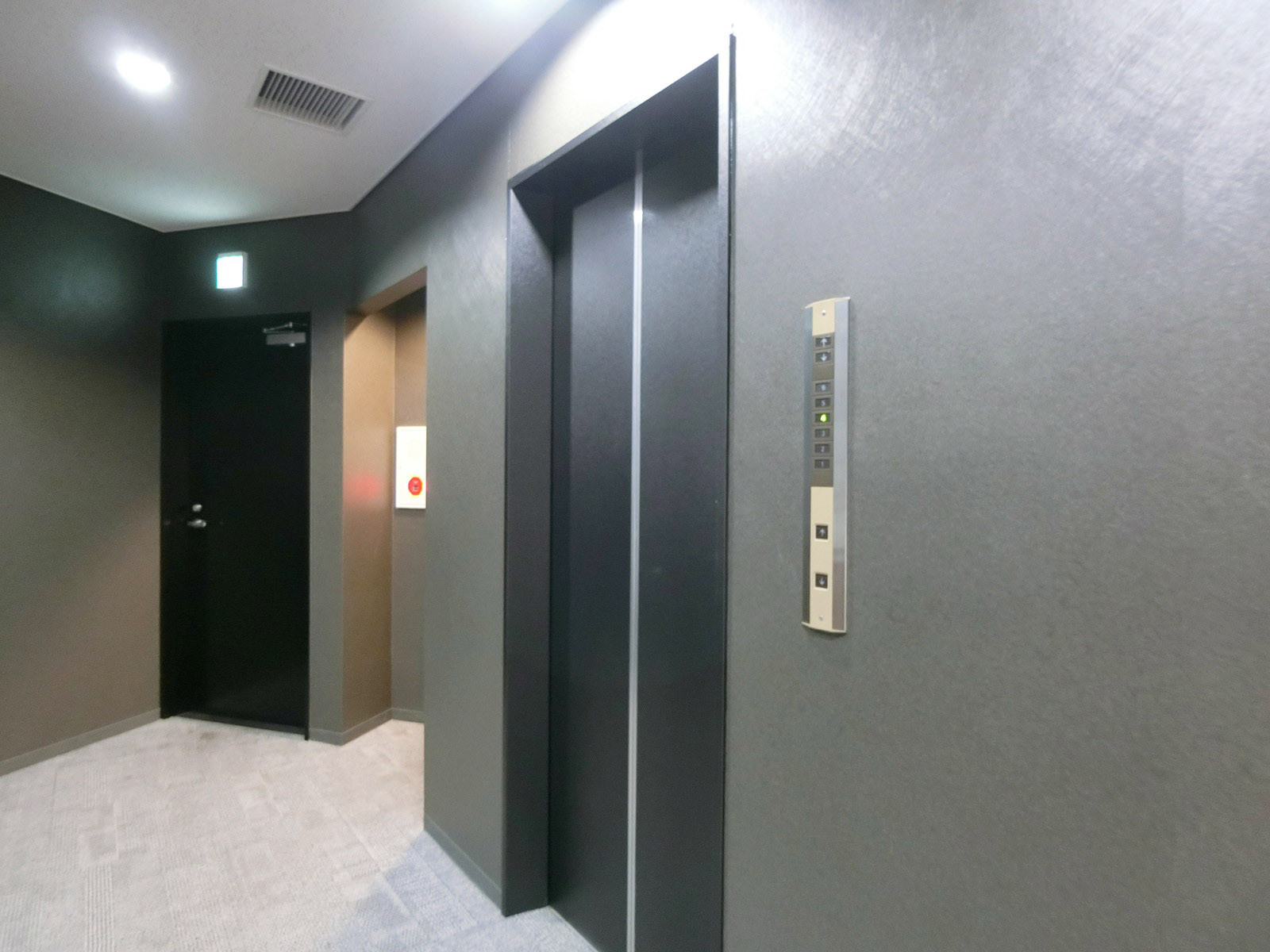 エレベーター