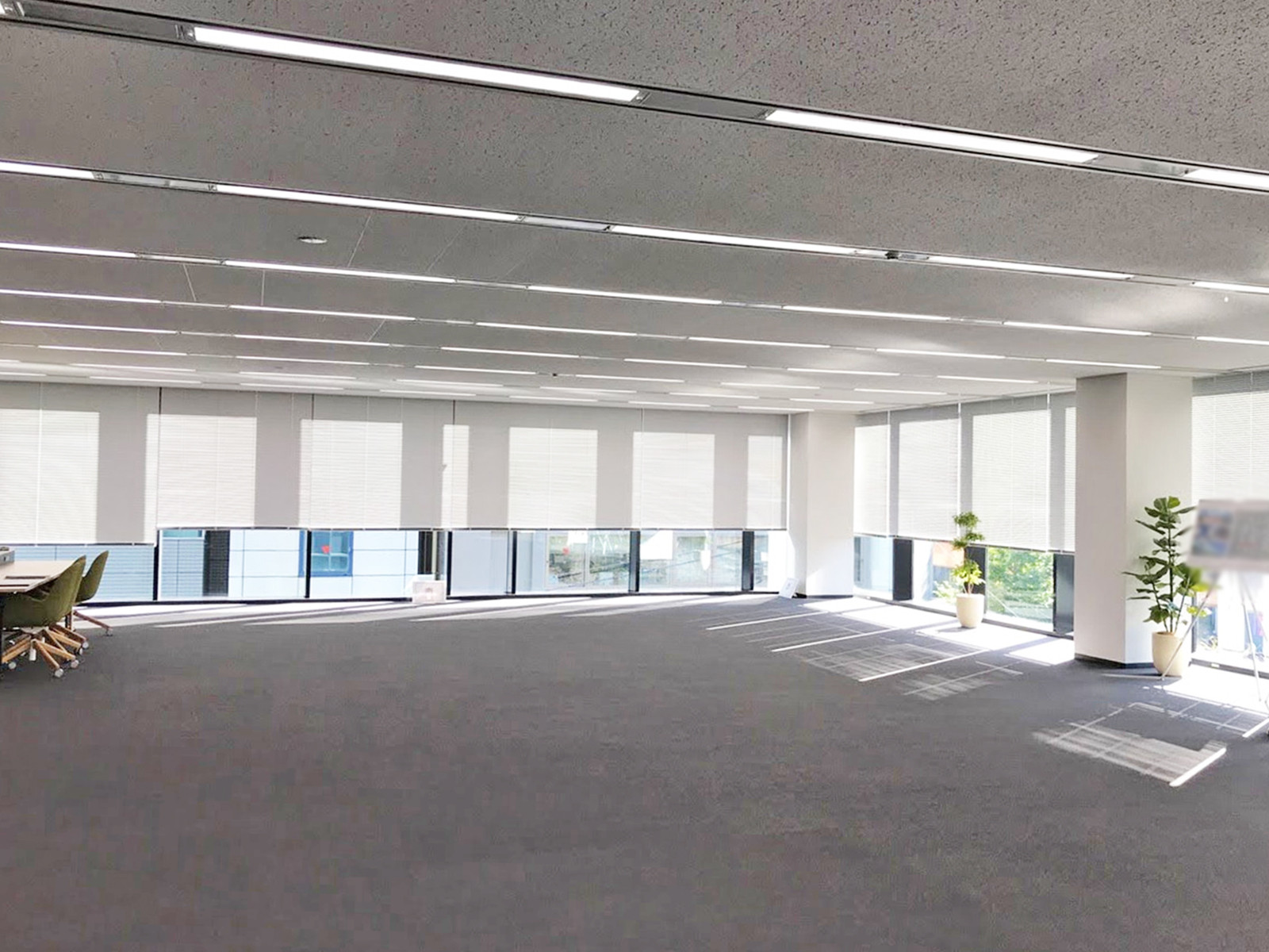 オフィス室内参考画像