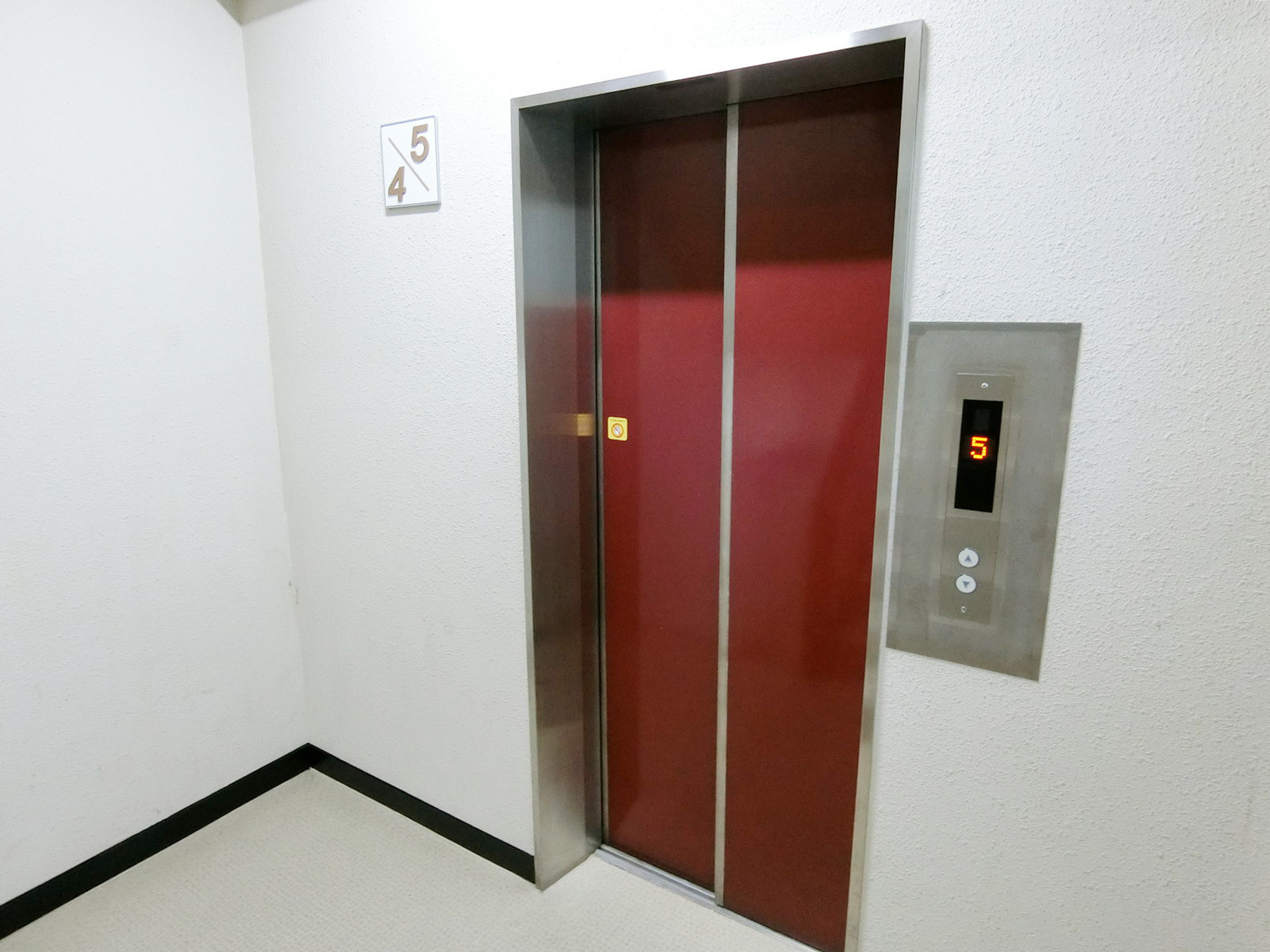 エレベーター