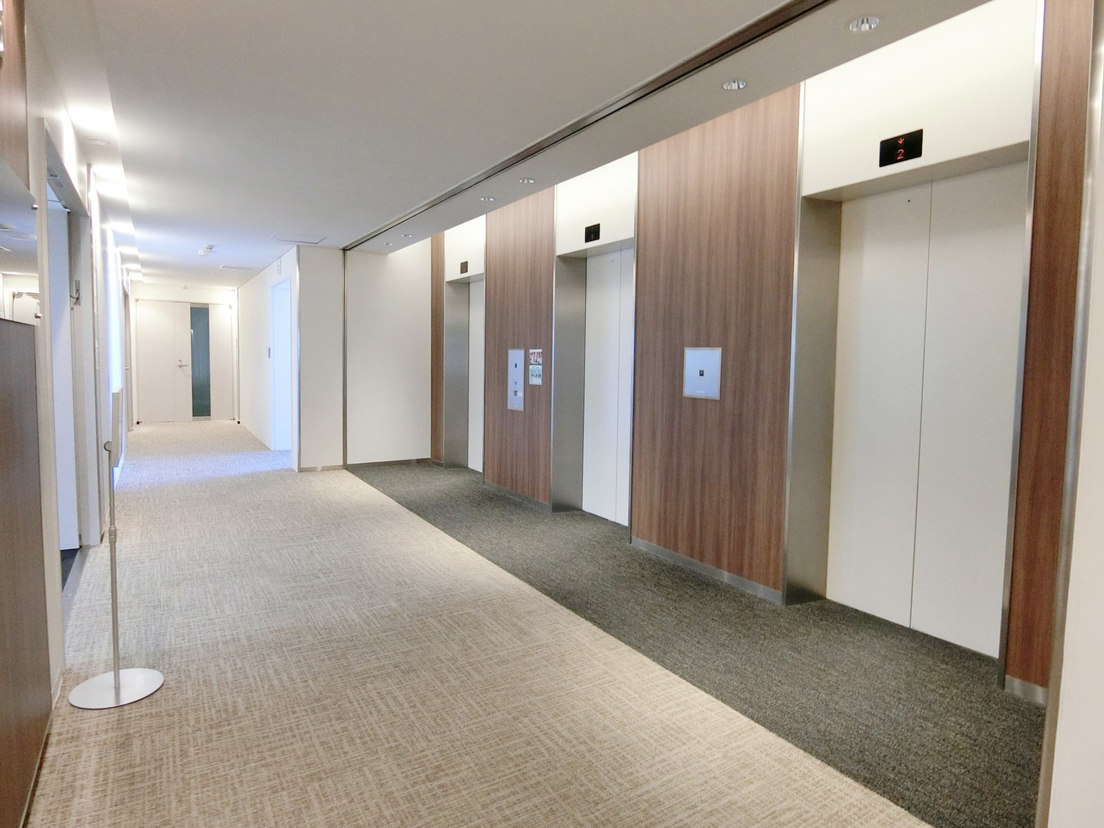 エレベーターホール