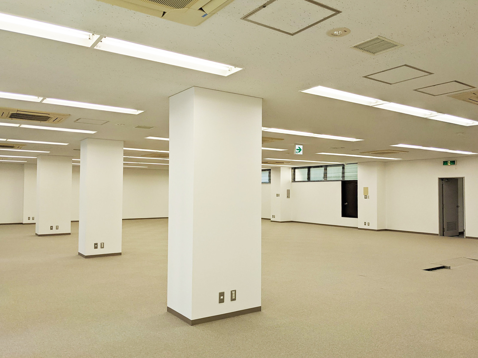 別角度の様子