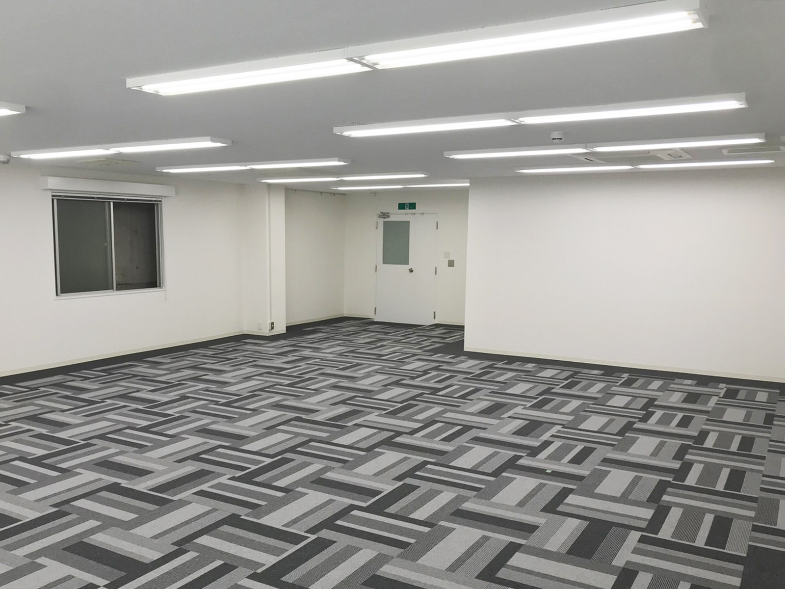 オフィス室内参考画像(6階・約35坪)