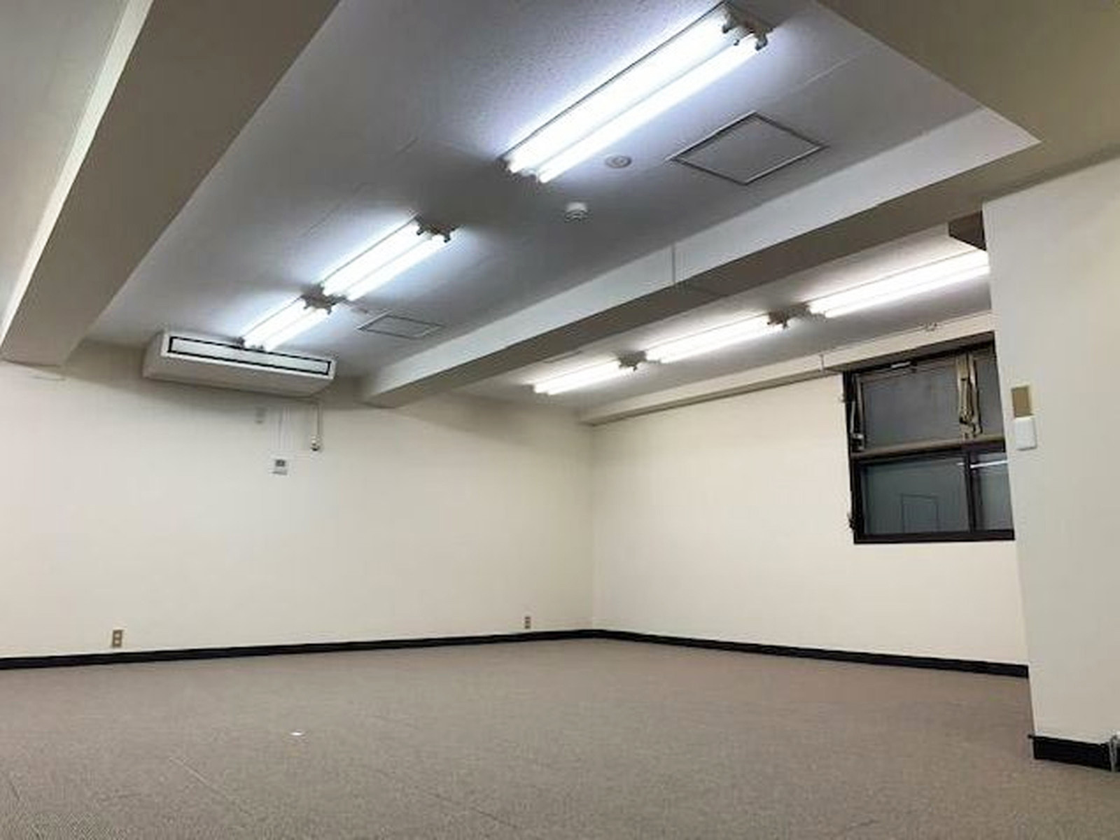 オフィス室内参考画像(2階・約19坪)