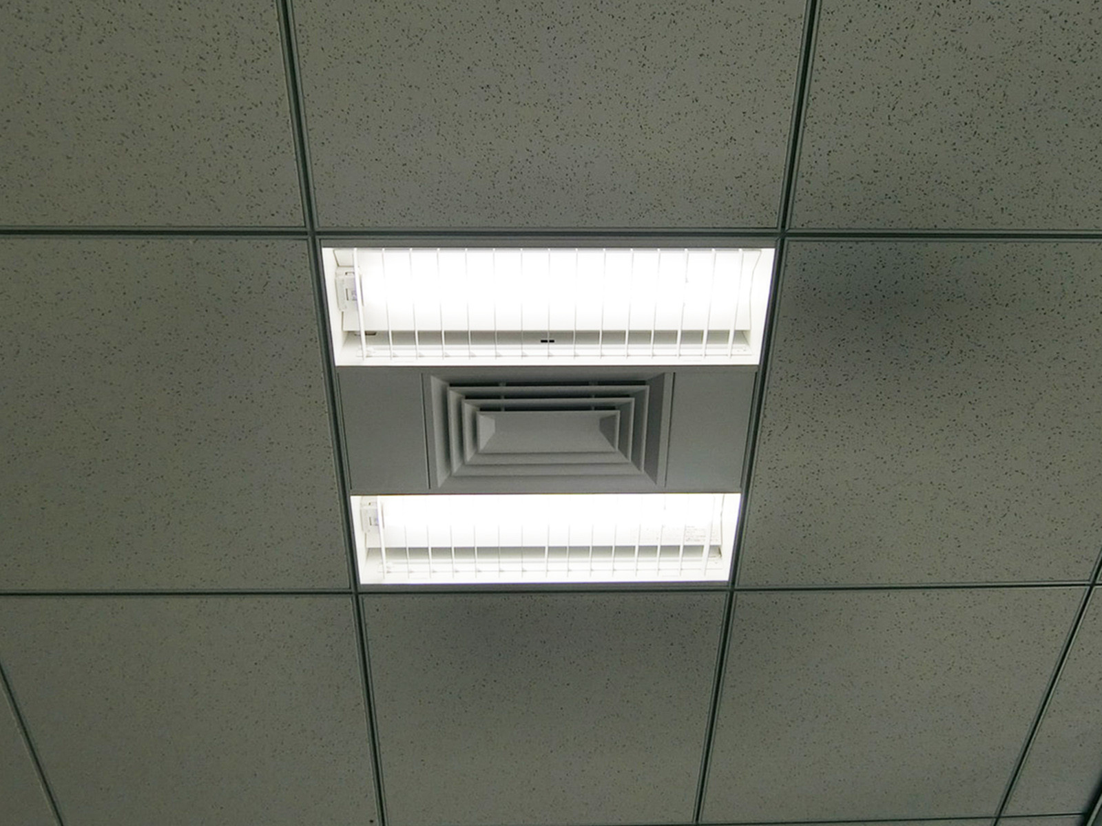 空調