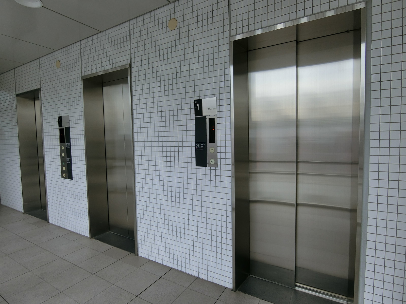 エレベーターホール
