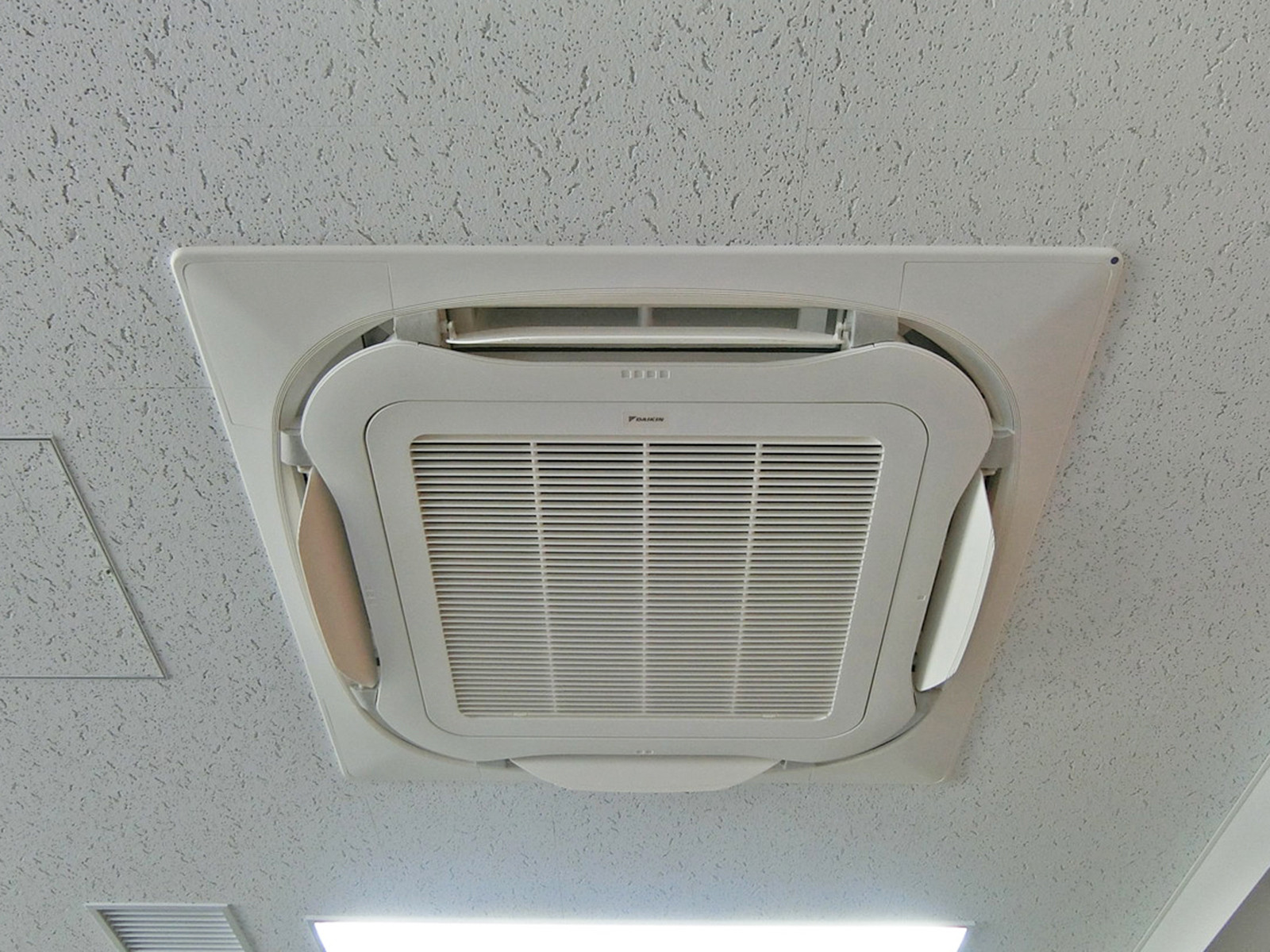 空調