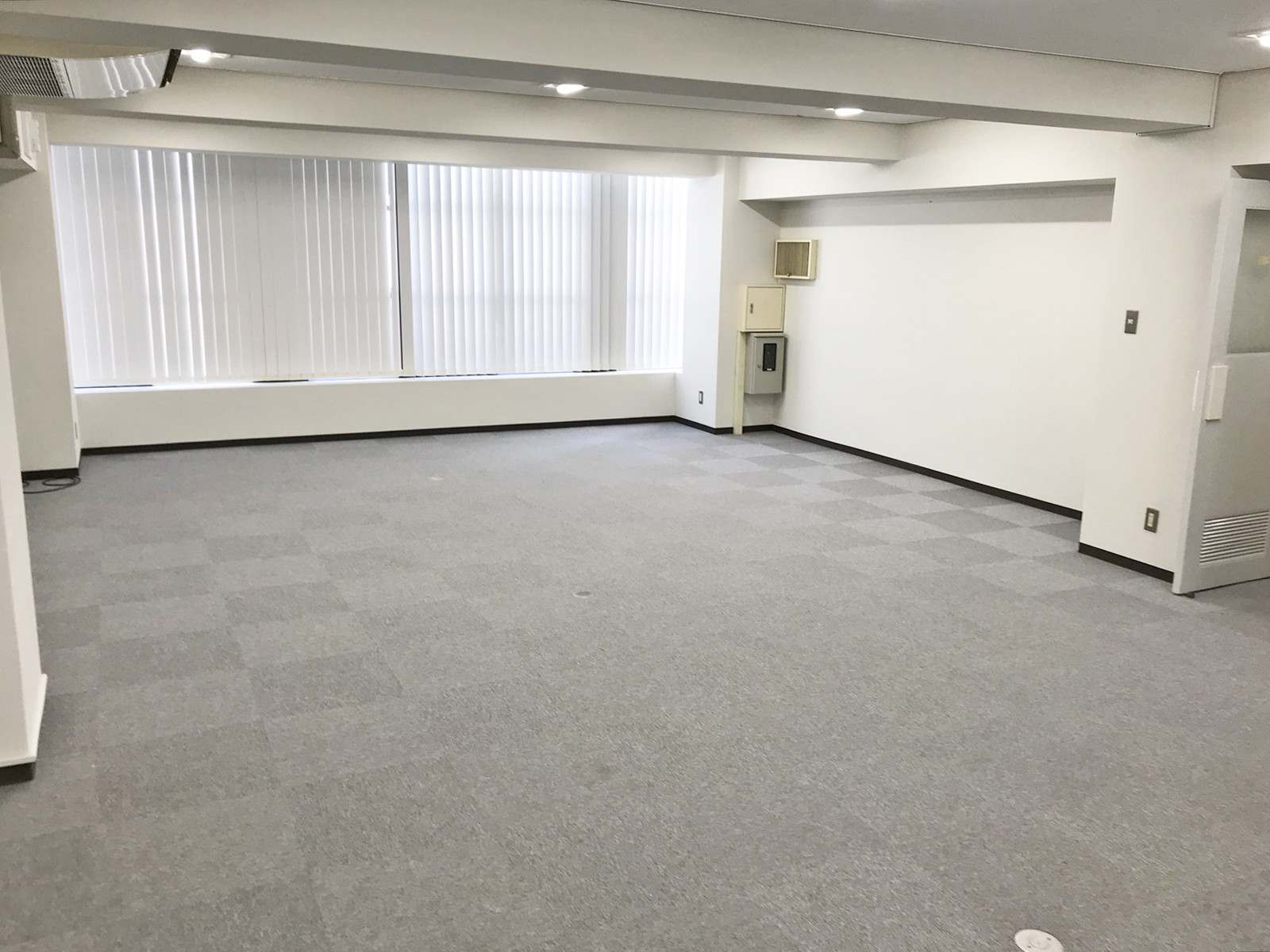 別角度の様子