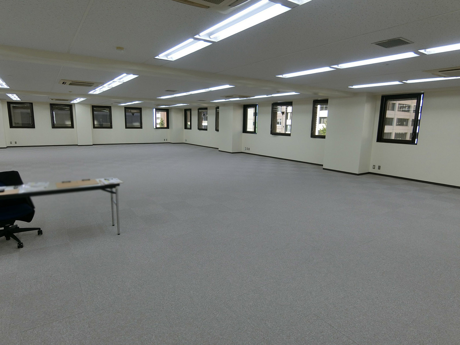 別角度の様子