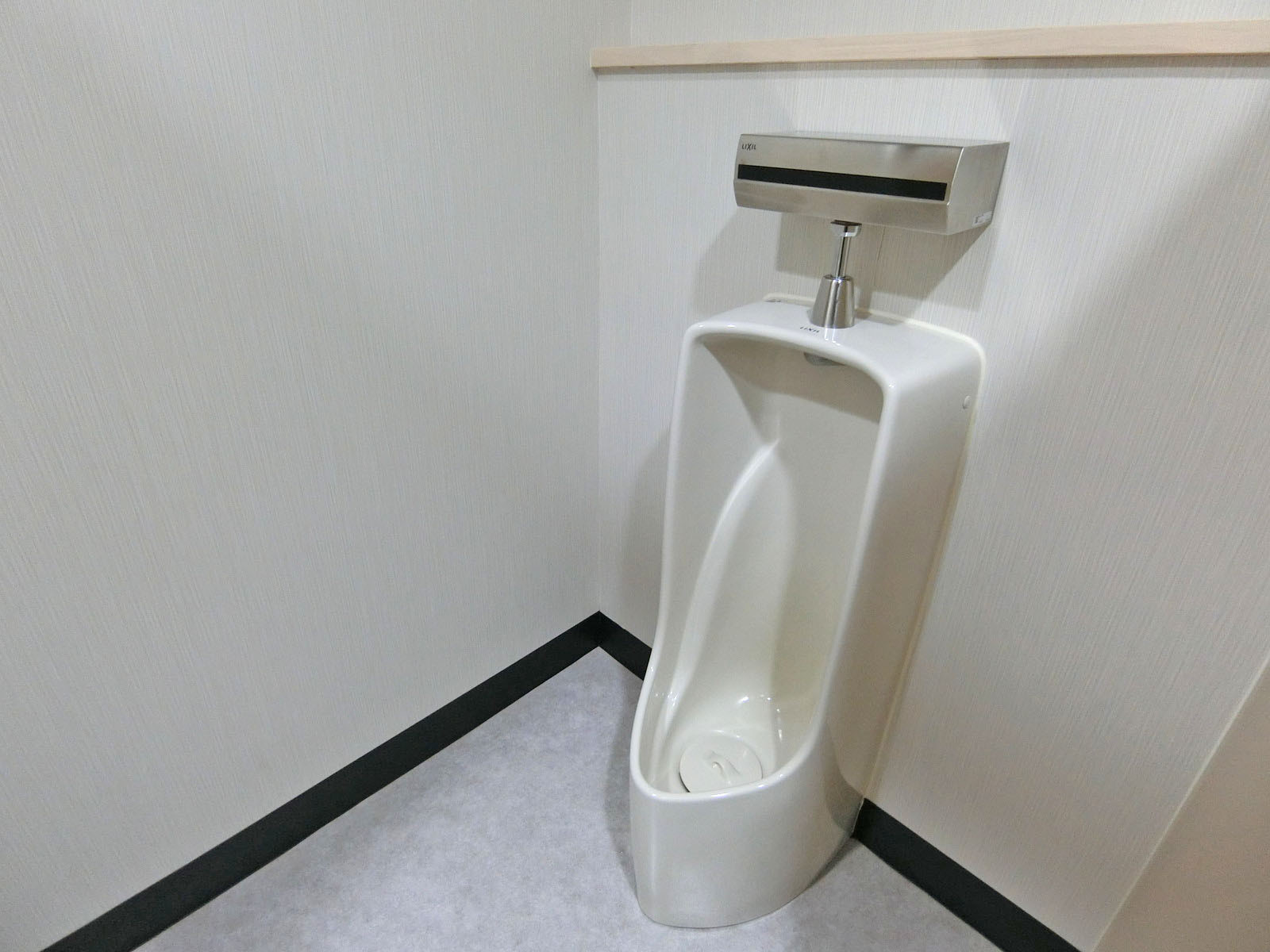 男性用トイレ